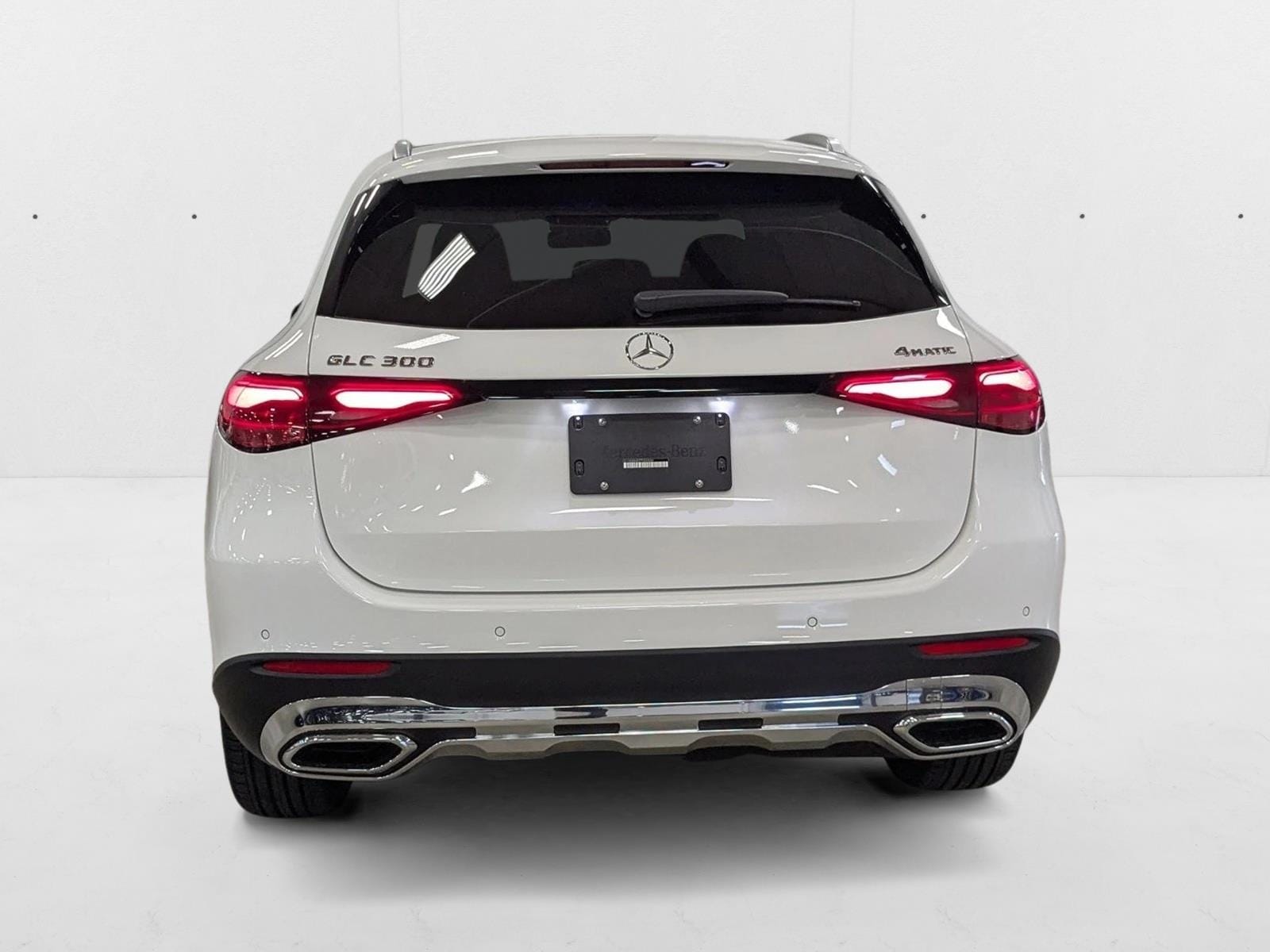 2026 GLC 300 4MATIC, photo 7 of 16