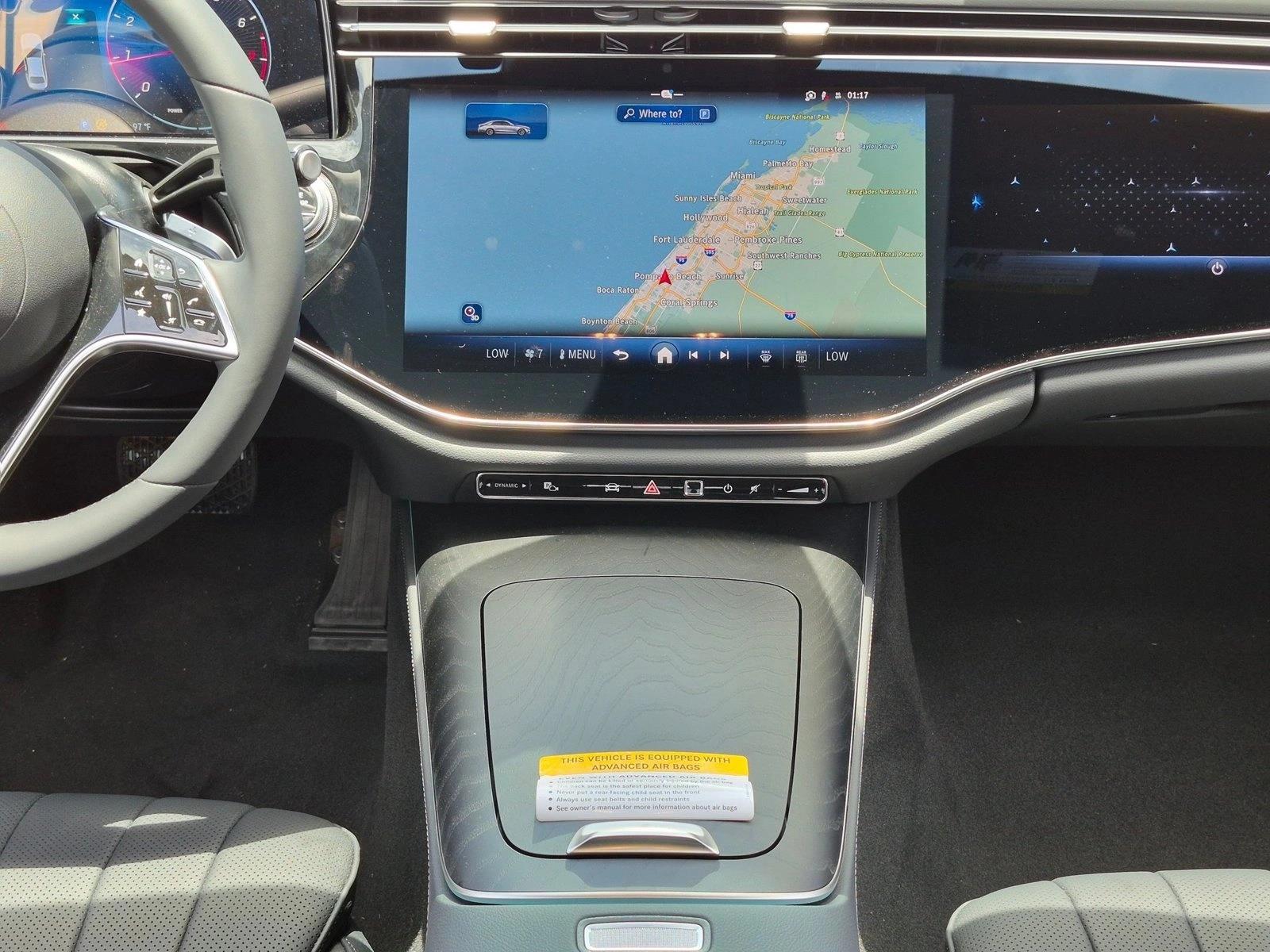 2026 E 350 4MATIC, photo 11 of 17