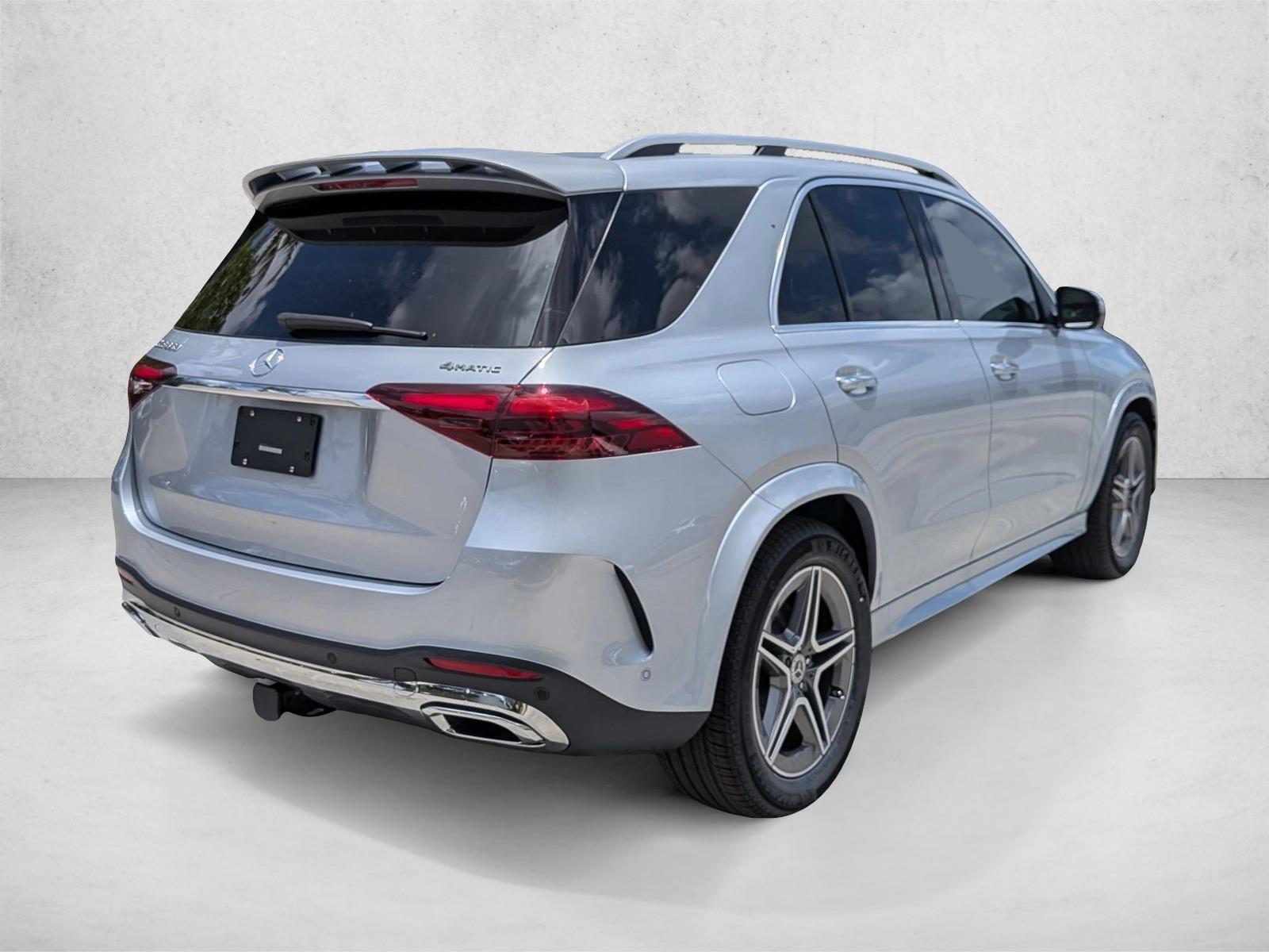 2026 GLE 350 4MATIC, photo 2 of 17