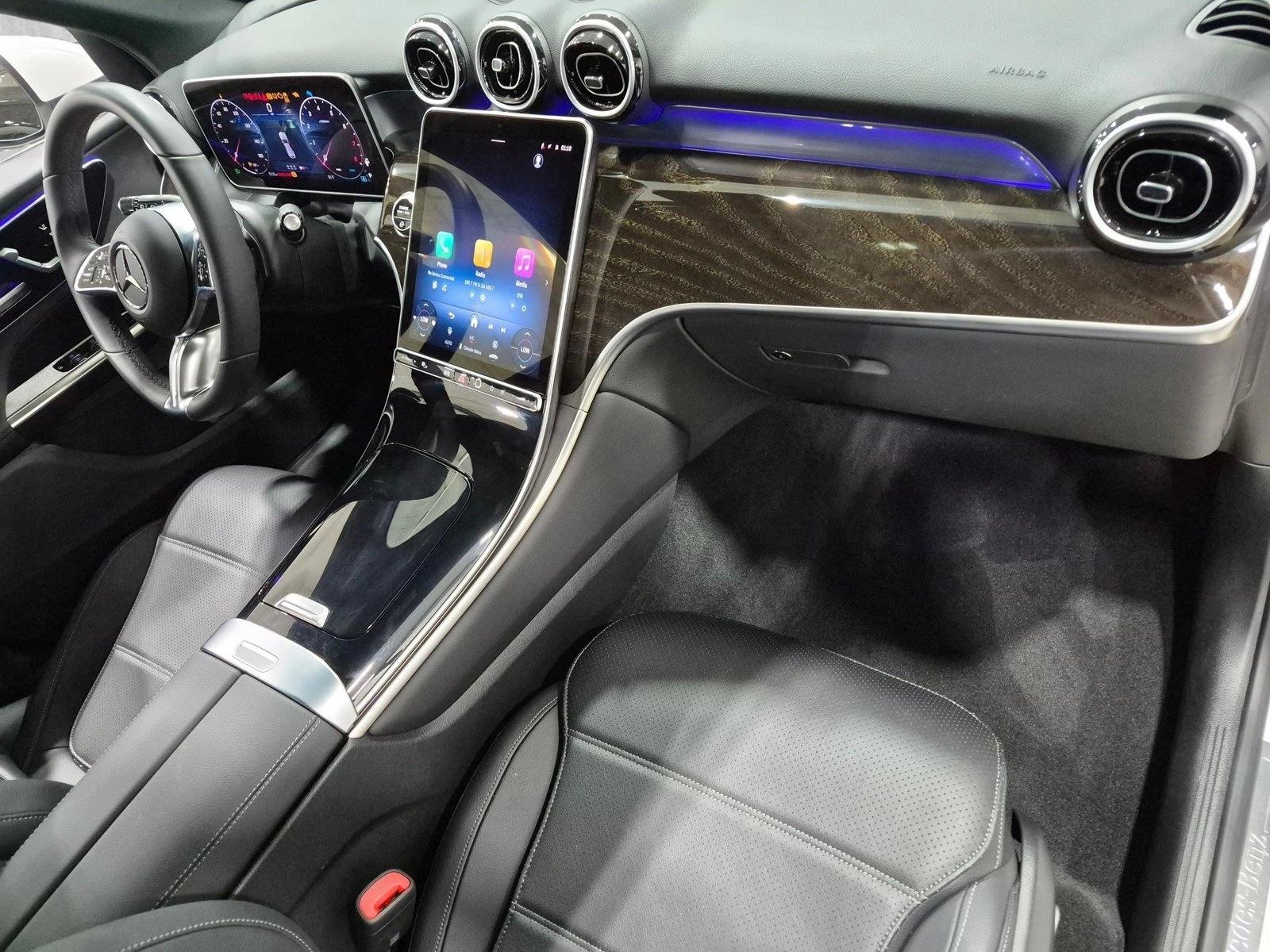 2026 GLC 300, photo 22 of 25