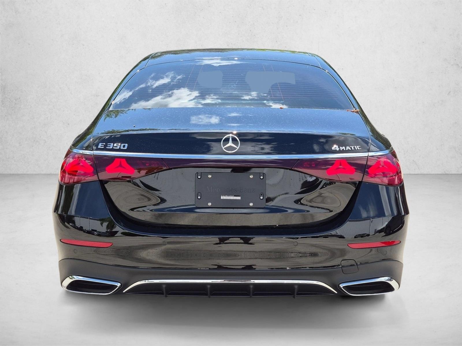 2026 E 350 4MATIC, photo 7 of 17