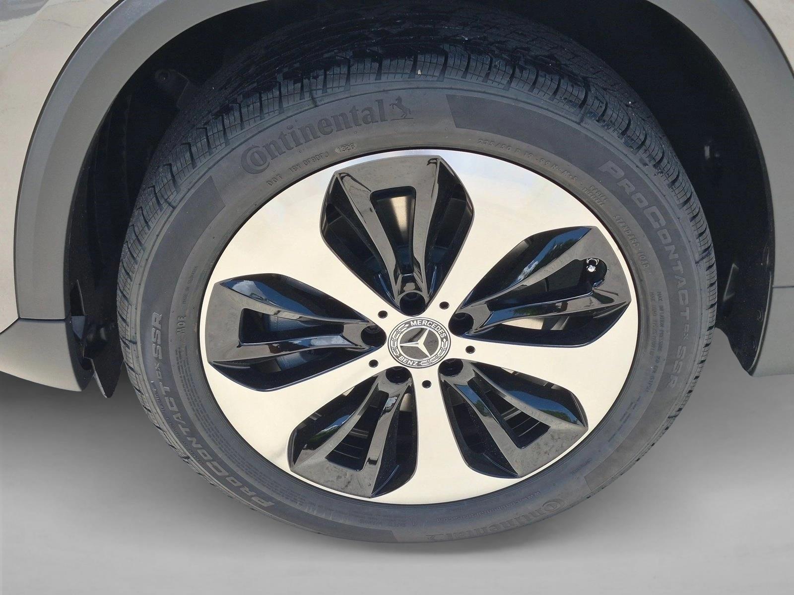 2026 GLA 250, photo 9 of 17