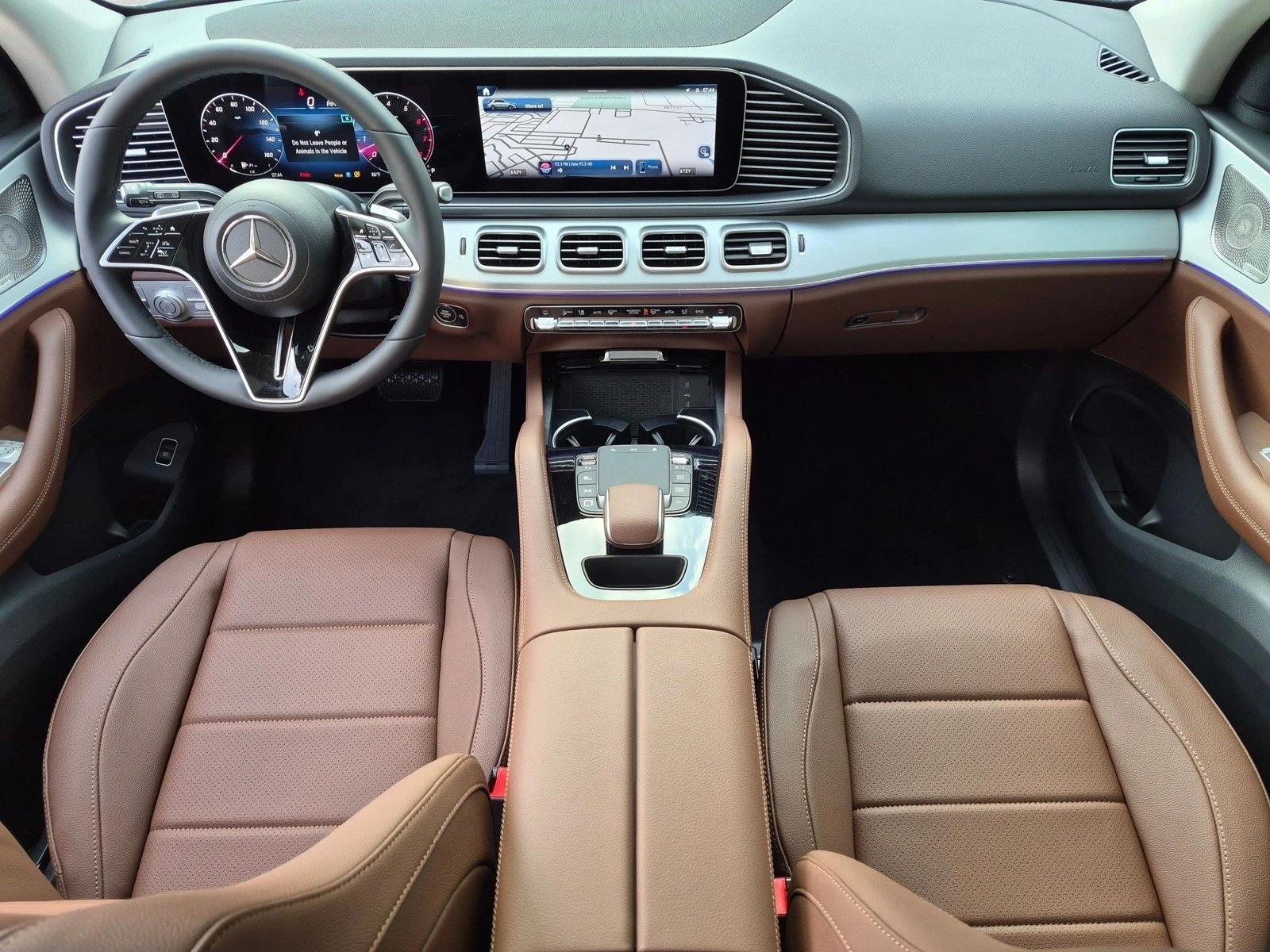 2026 GLE 450 4MATIC, photo 14 of 17