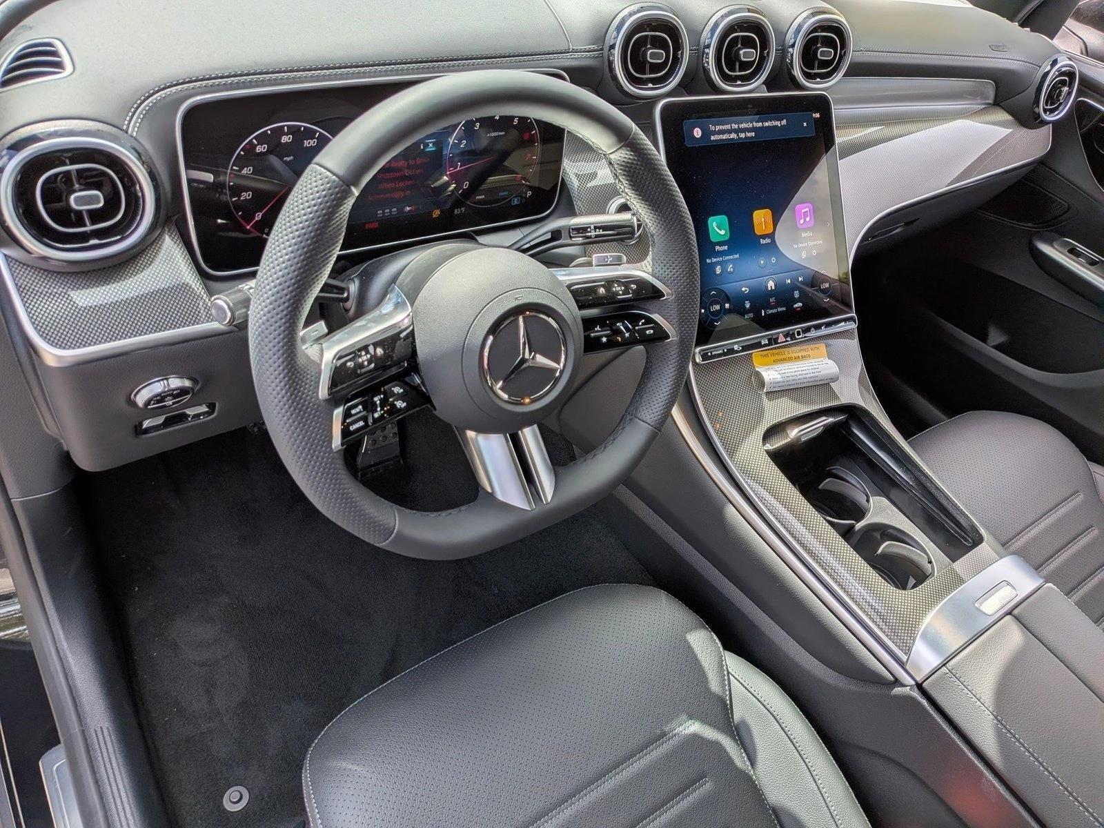 2026 GLC 300, photo 3 of 16
