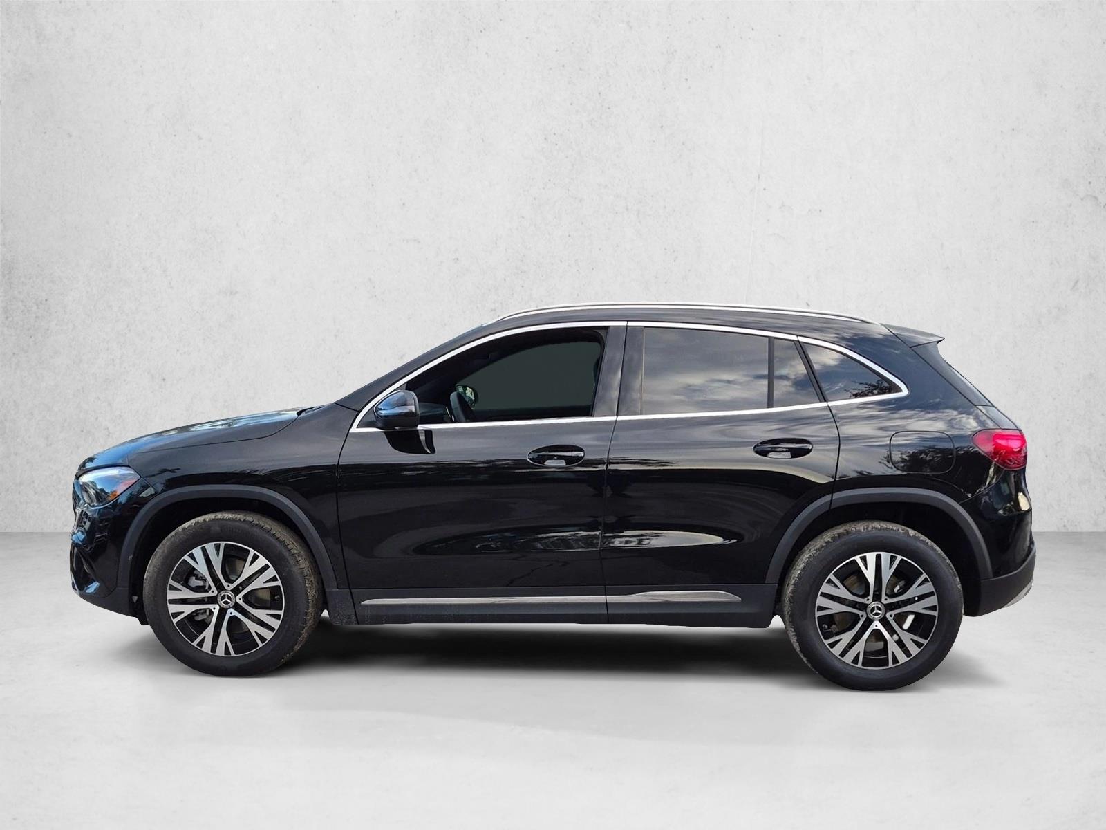 2026 GLA 250, photo 5 of 16