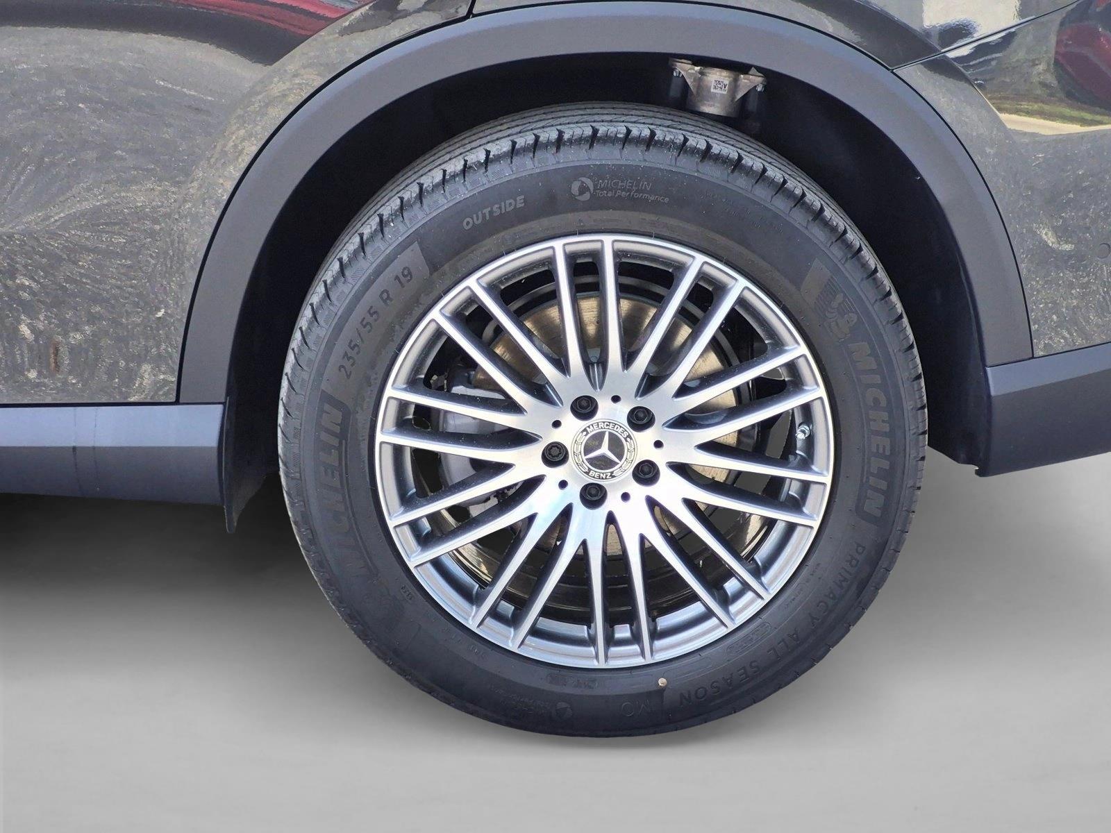 2027 GLC 300, photo 14 of 16