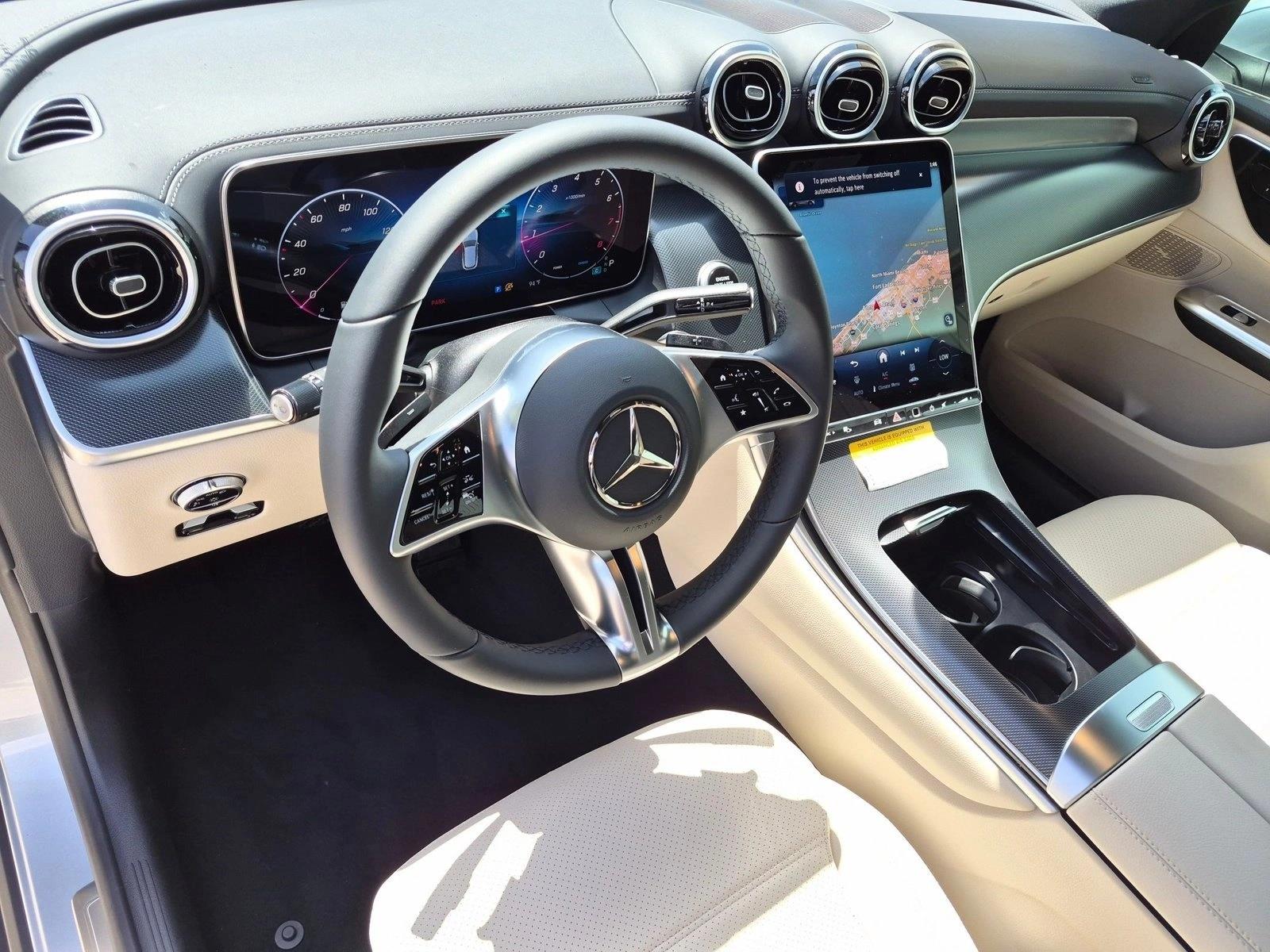 2027 GLC 300, photo 2 of 16