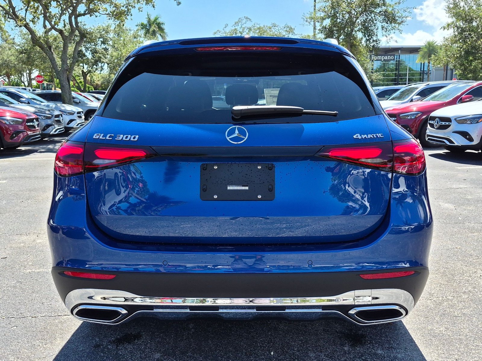2027 GLC 300 4MATIC, photo 7 of 17