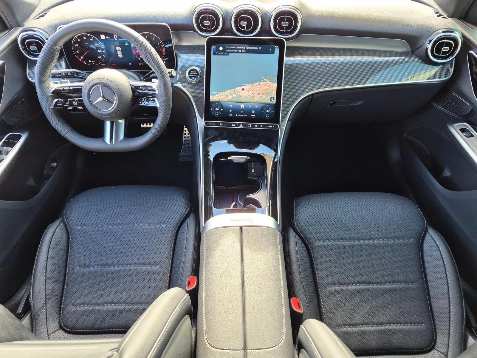2027 GLC 300 4MATIC, photo 14 of 17