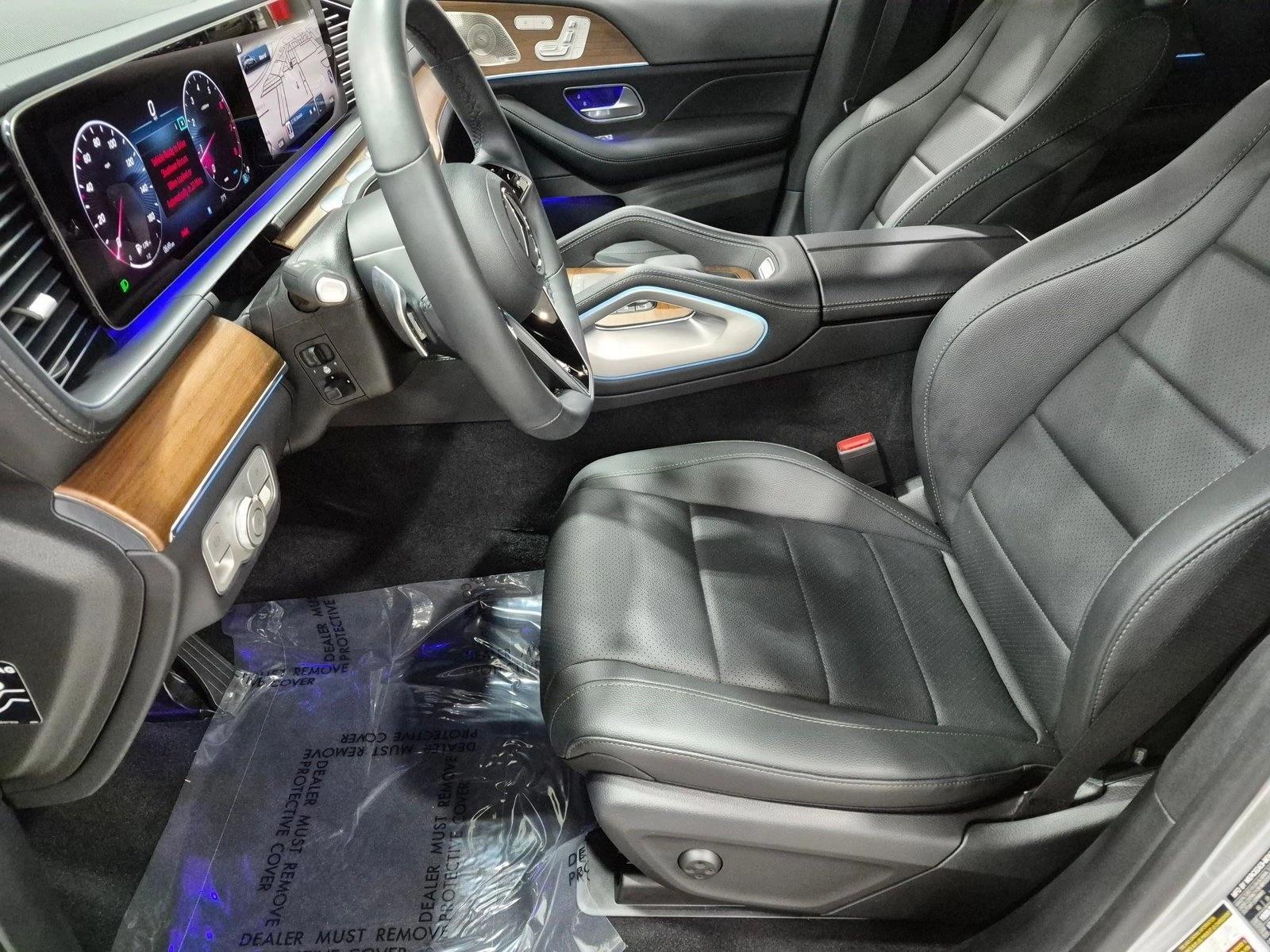 2025 GLE 450 4MATIC Coupe, photo 17 of 26