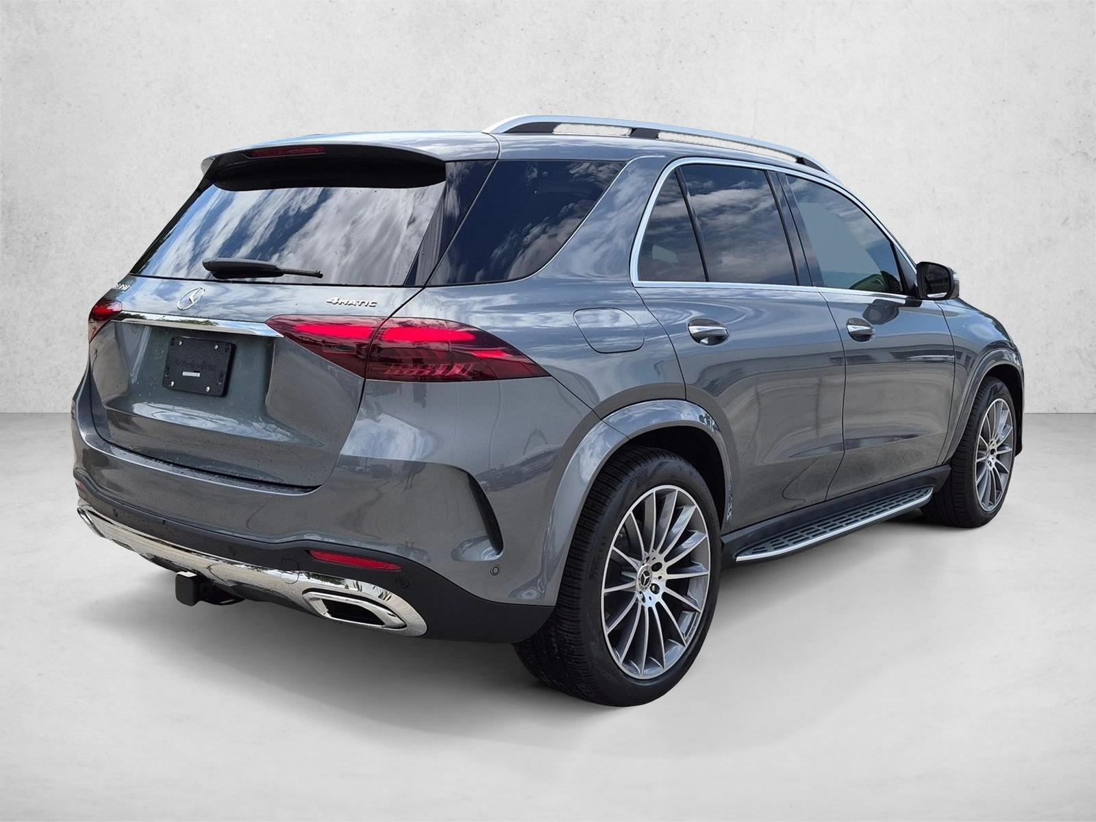 2026 GLE 450 4MATIC, photo 2 of 17