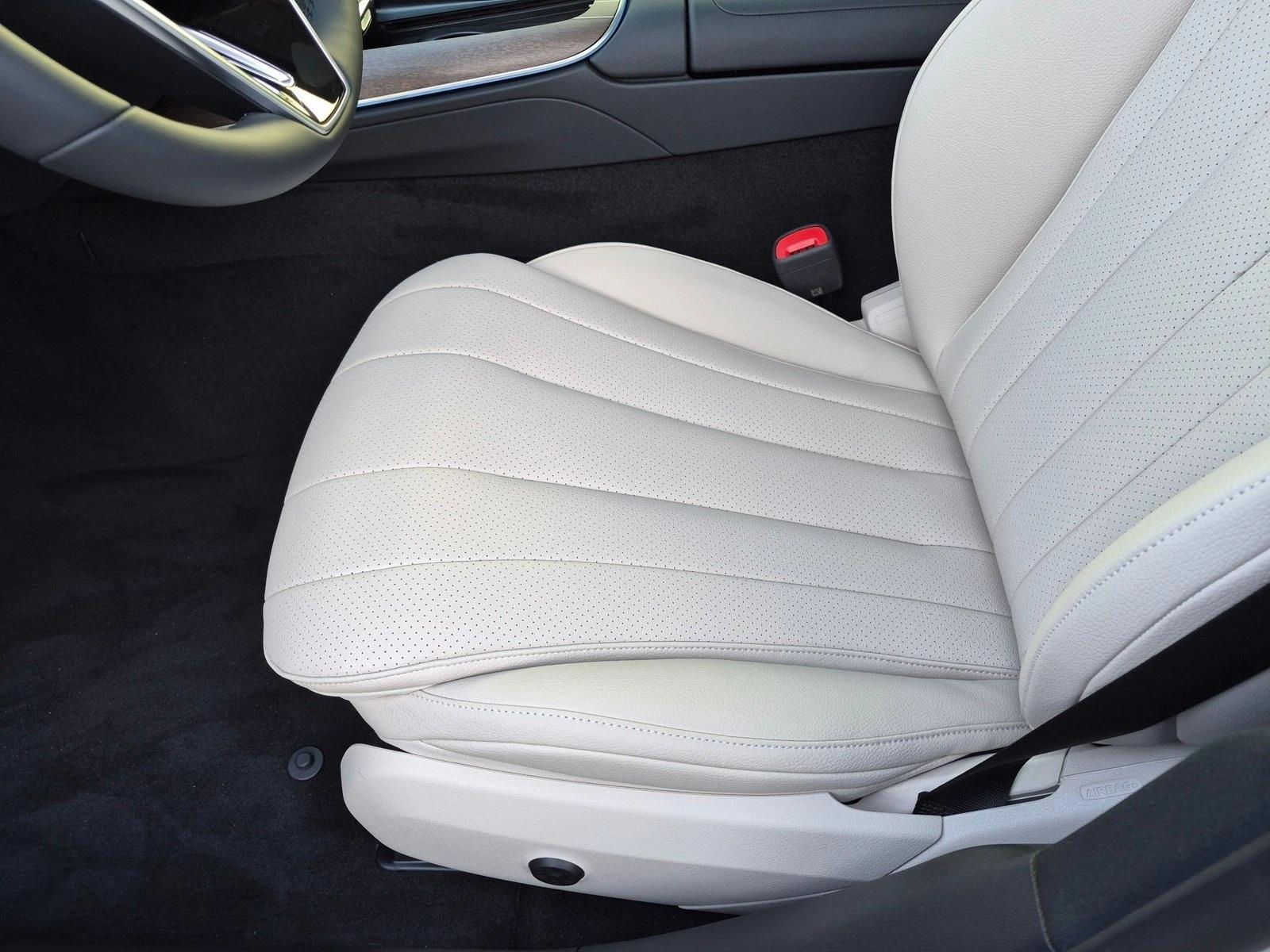 2027 E 450 4MATIC, photo 4 of 17