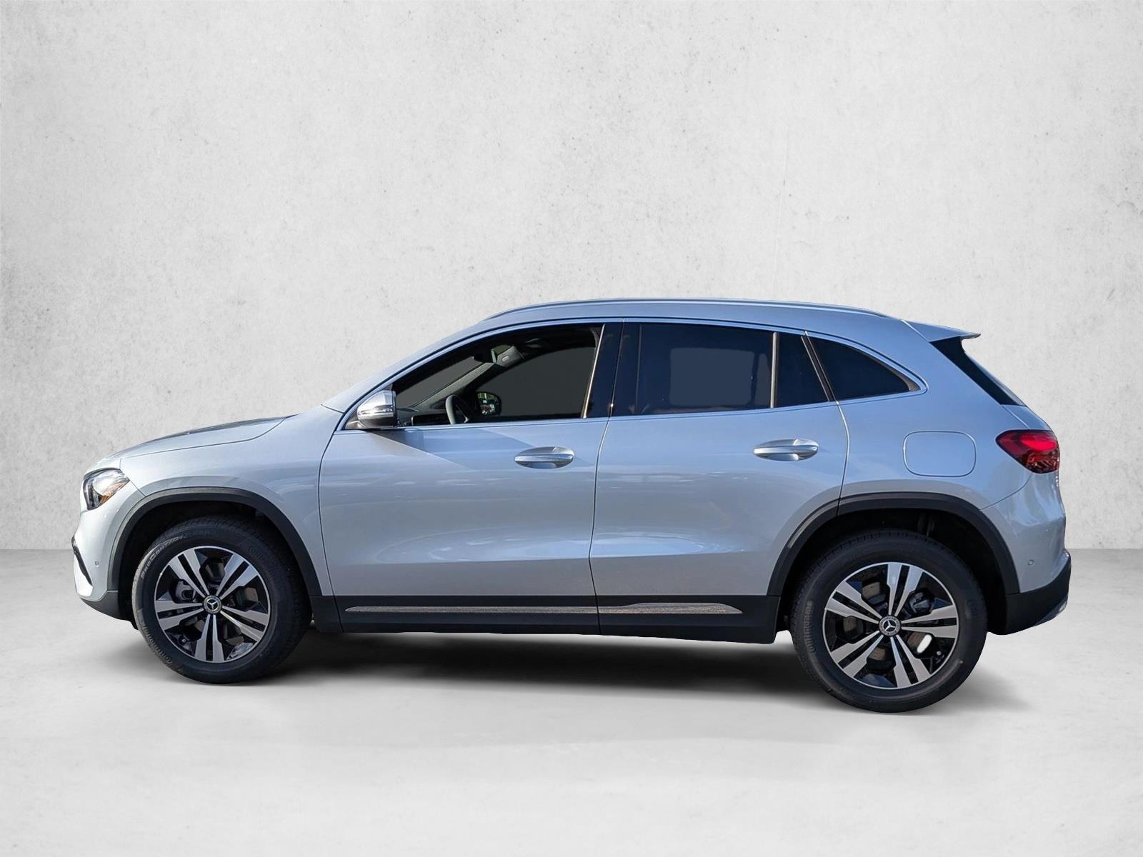 2026 GLA 250, photo 5 of 16
