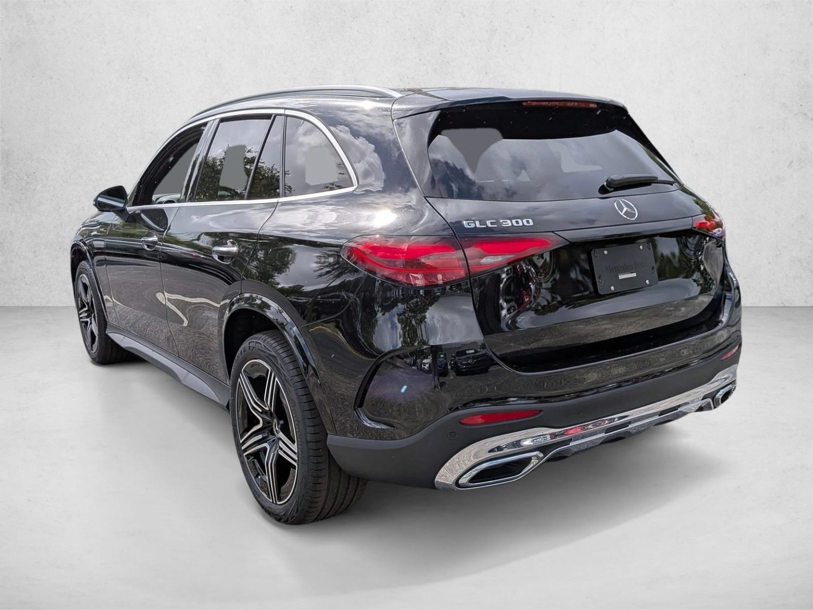 2026 GLC 300, photo 8 of 16