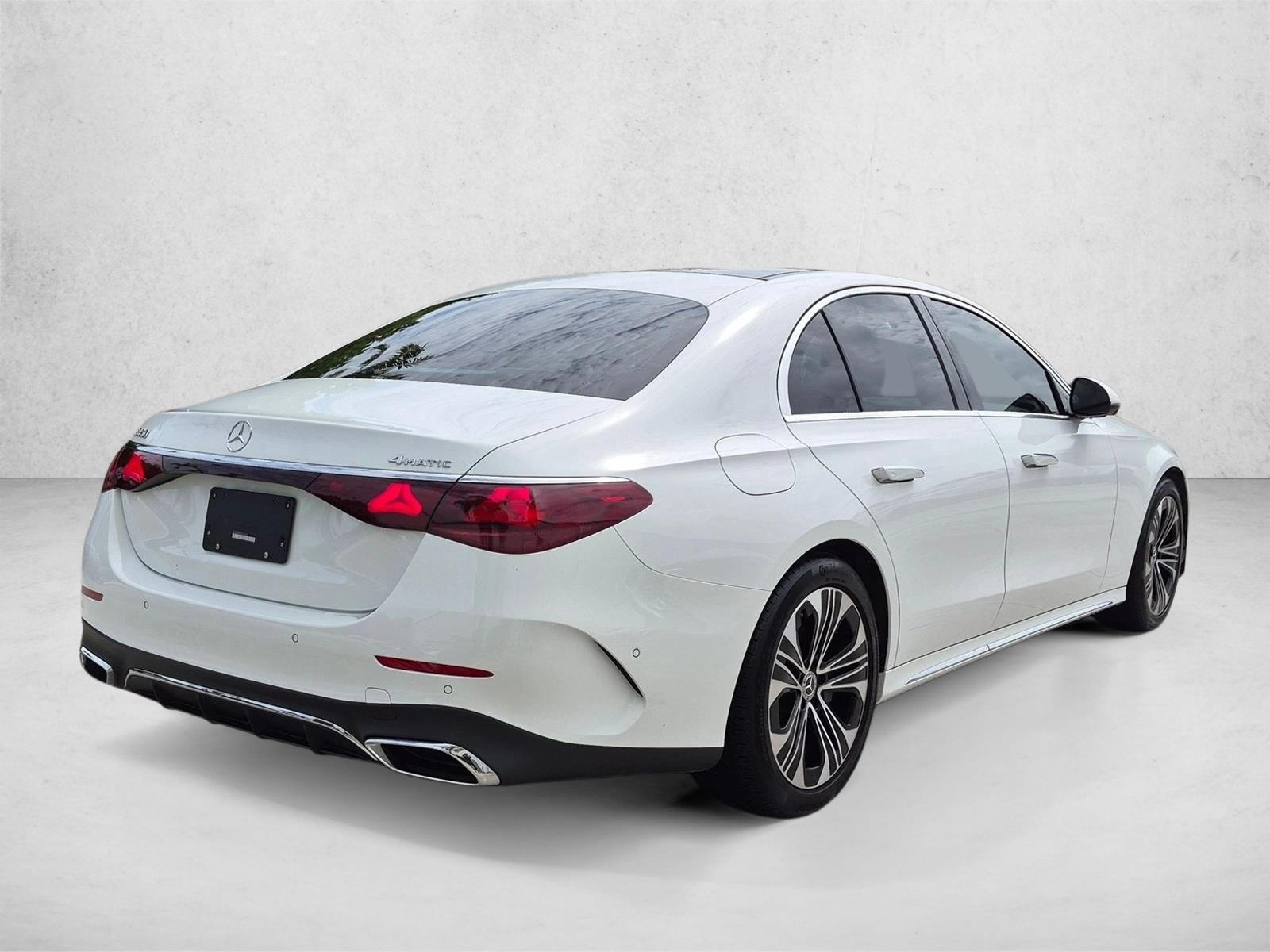 2026 E 350 4MATIC, photo 5 of 25