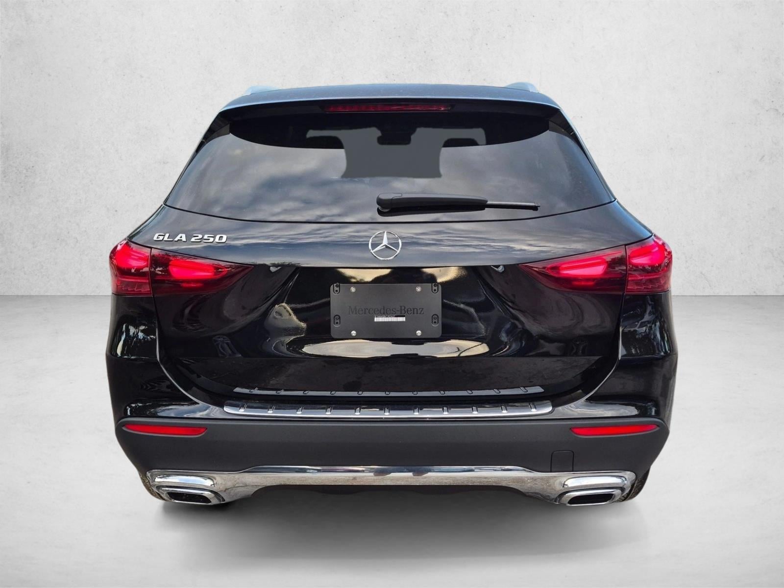 2026 GLA 250, photo 7 of 16
