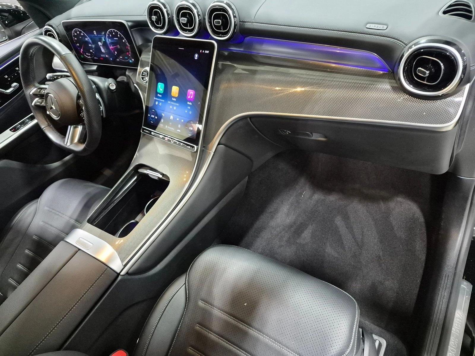 2026 GLC 300, photo 22 of 25