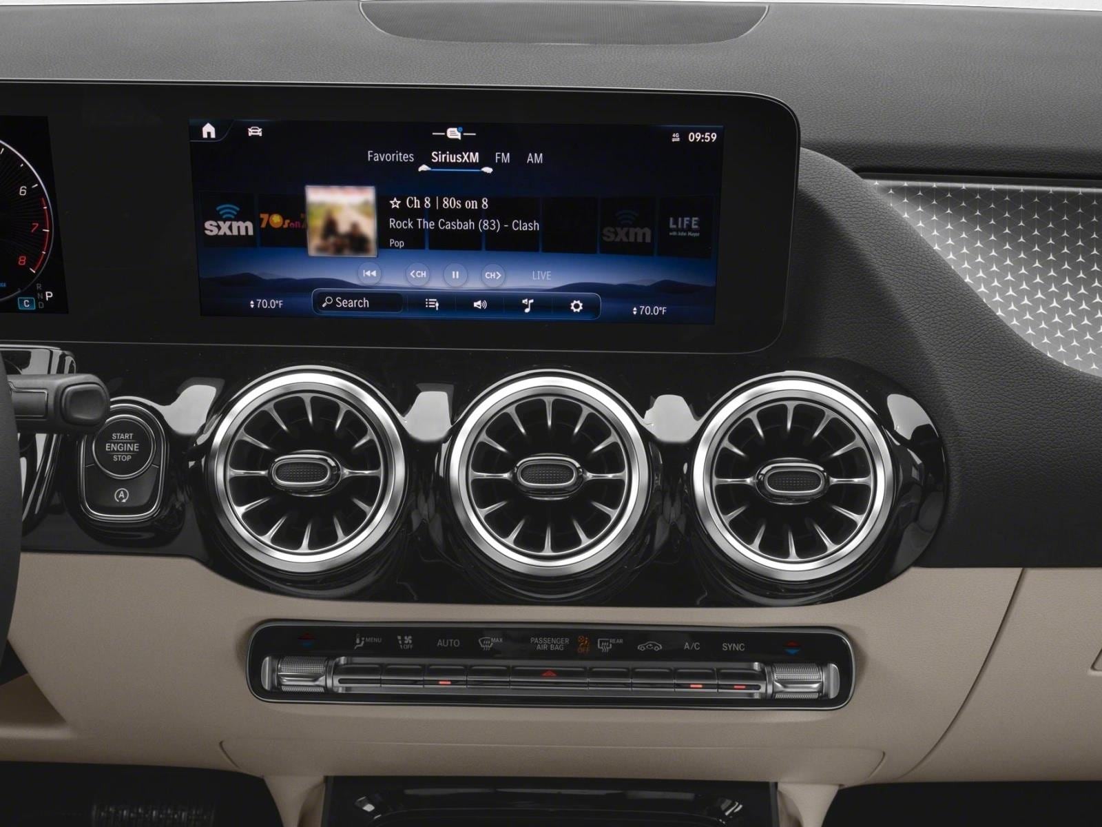 2026 GLA 250, photo 7 of 11