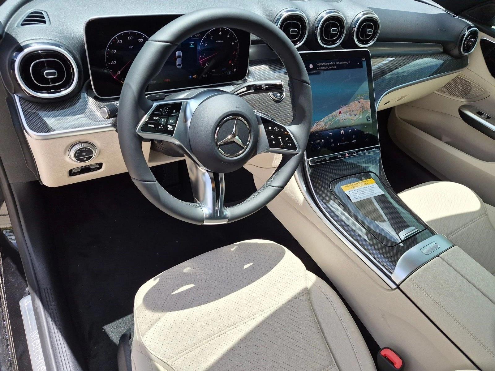 2026 C 300 4MATIC, photo 3 of 17