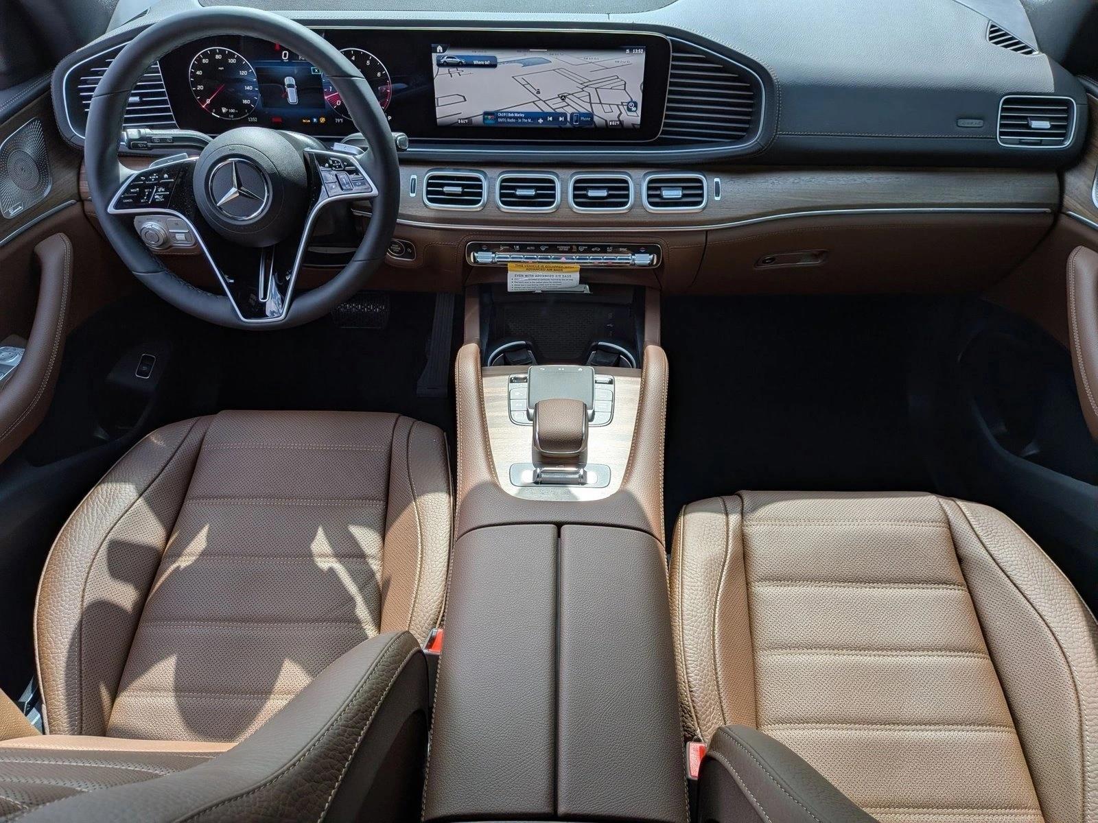 2026 GLE 580 4MATIC, photo 14 of 17