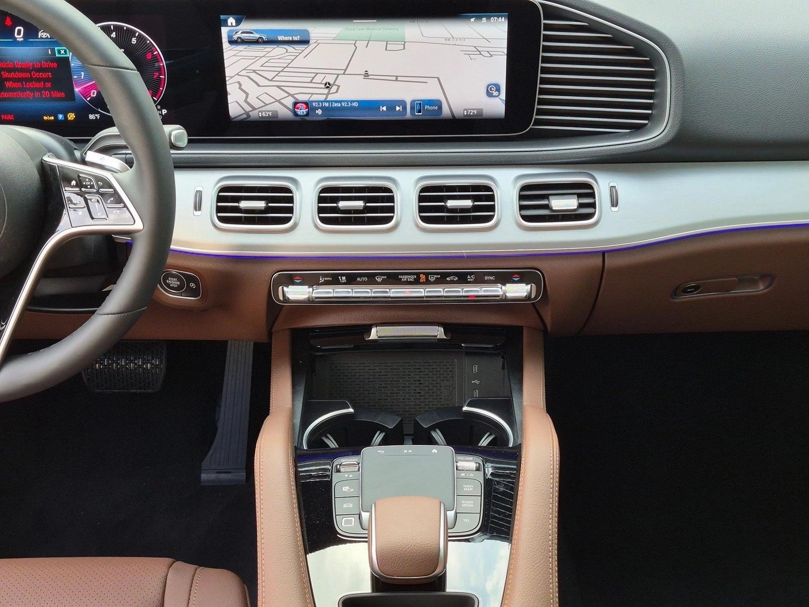 2026 GLE 450 4MATIC, photo 11 of 17
