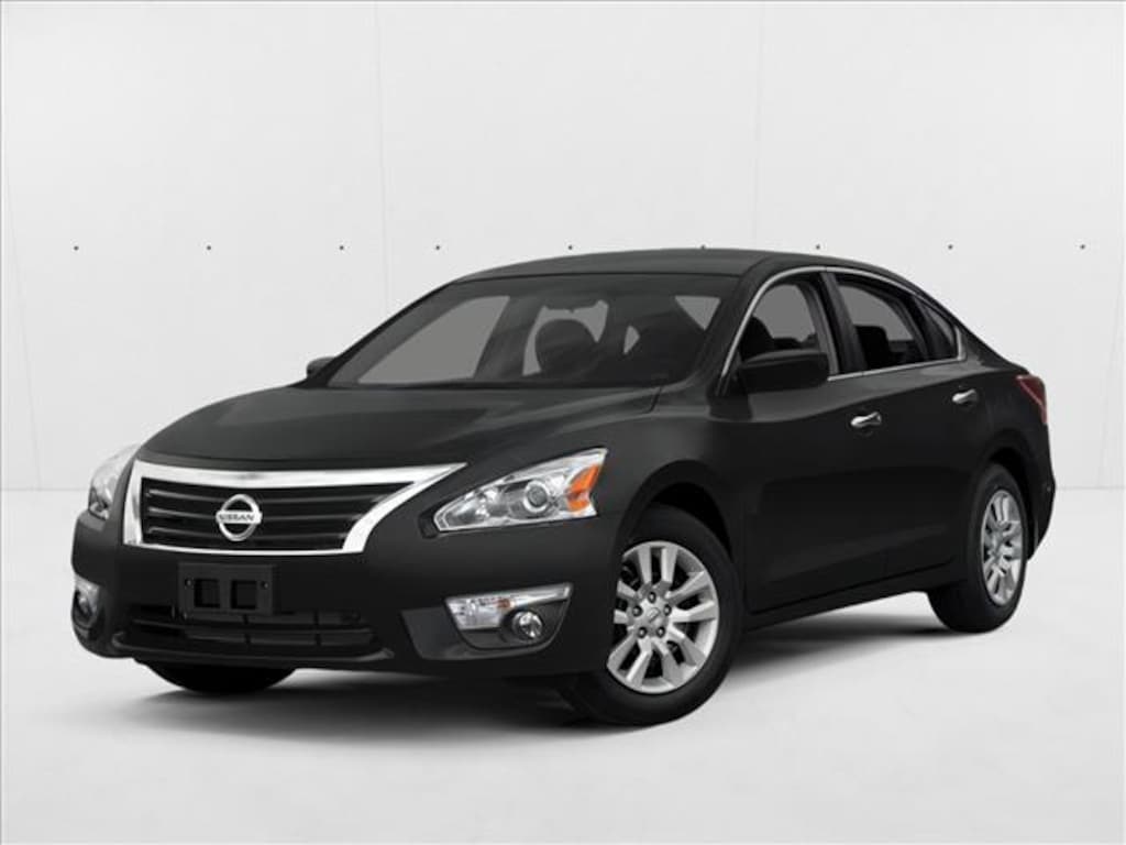 Used 2014 Nissan Altima 2.5 Sedan