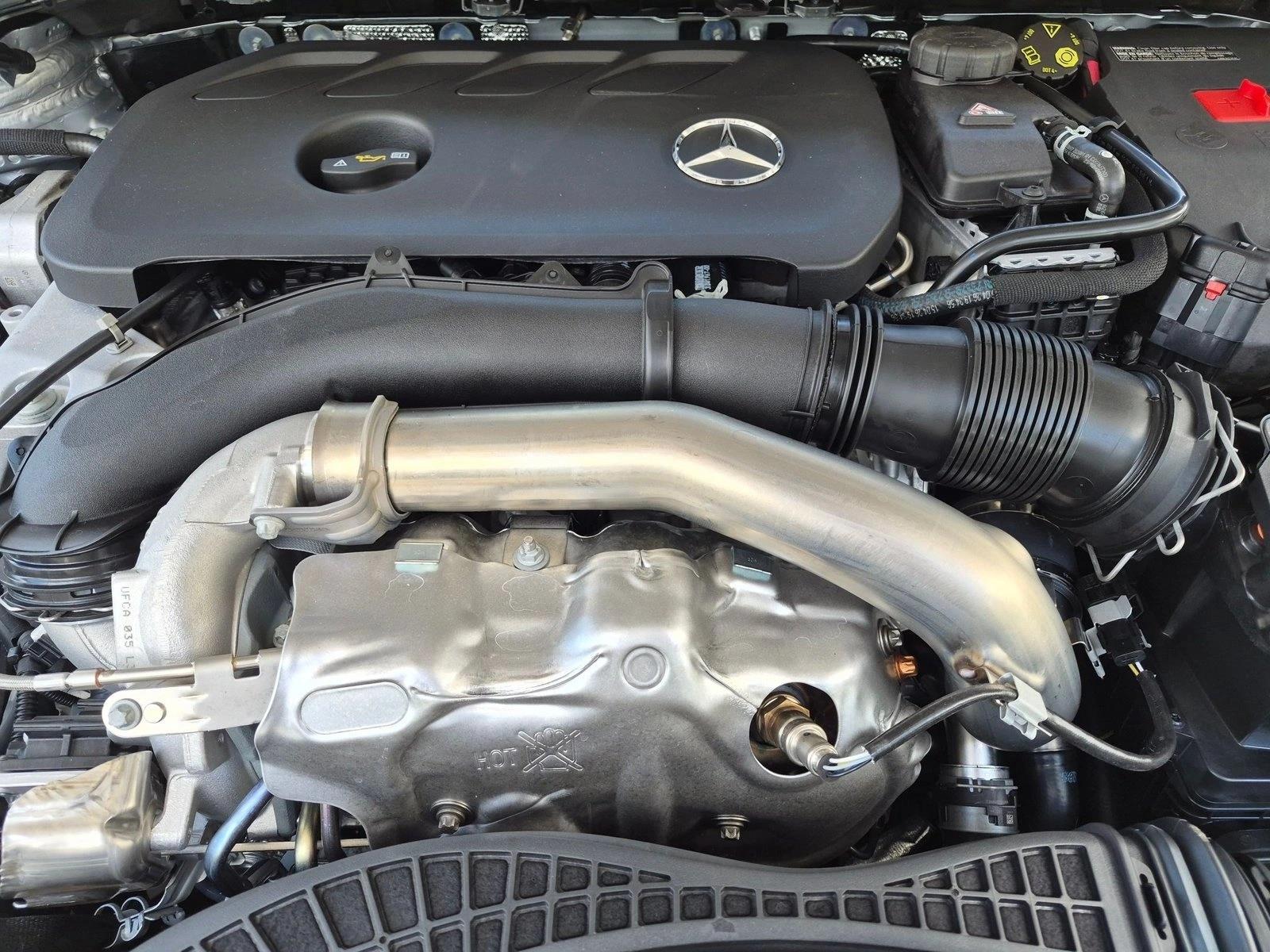 2026 GLA 250, photo 16 of 17