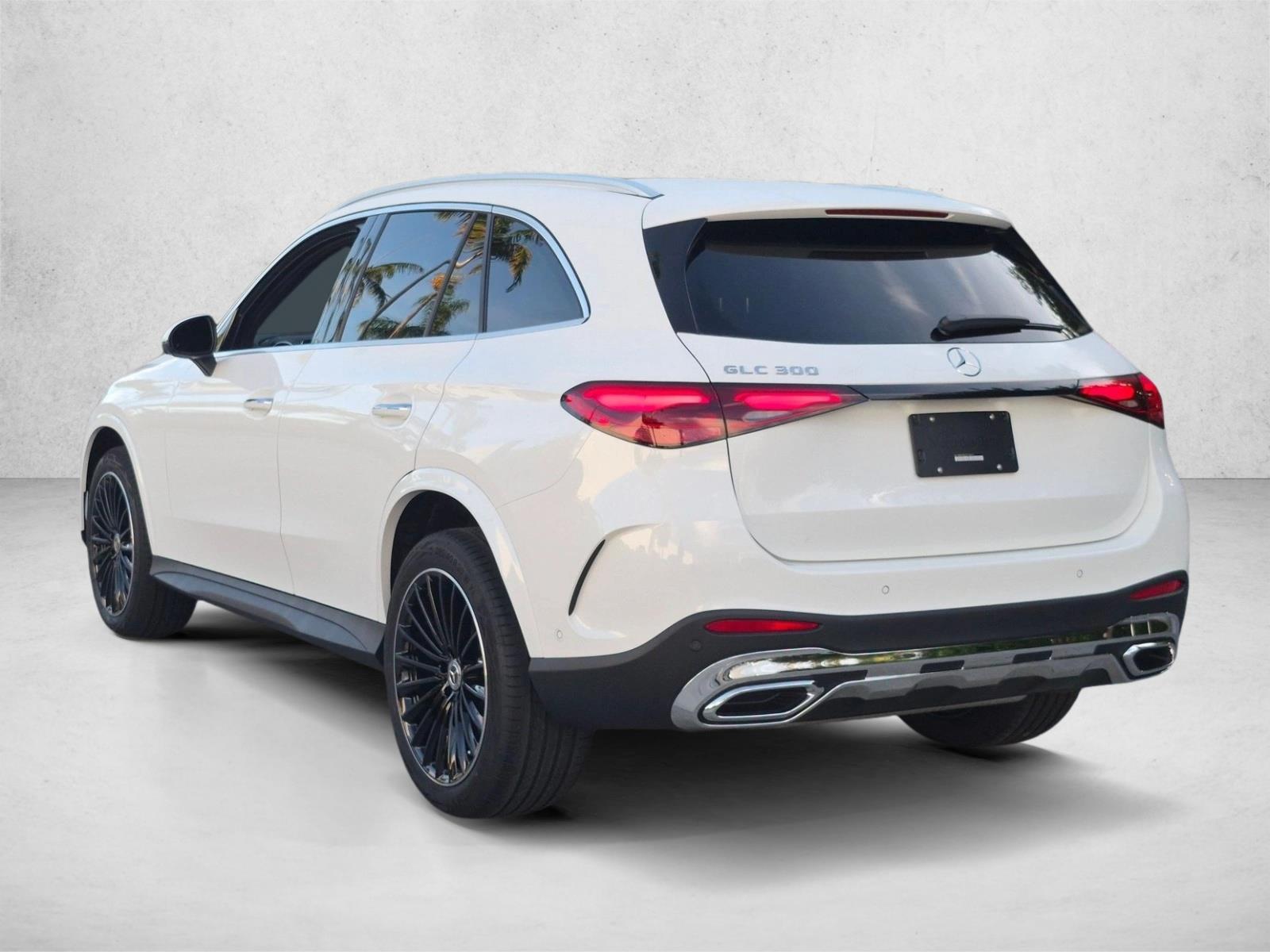 2027 GLC 300, photo 8 of 16
