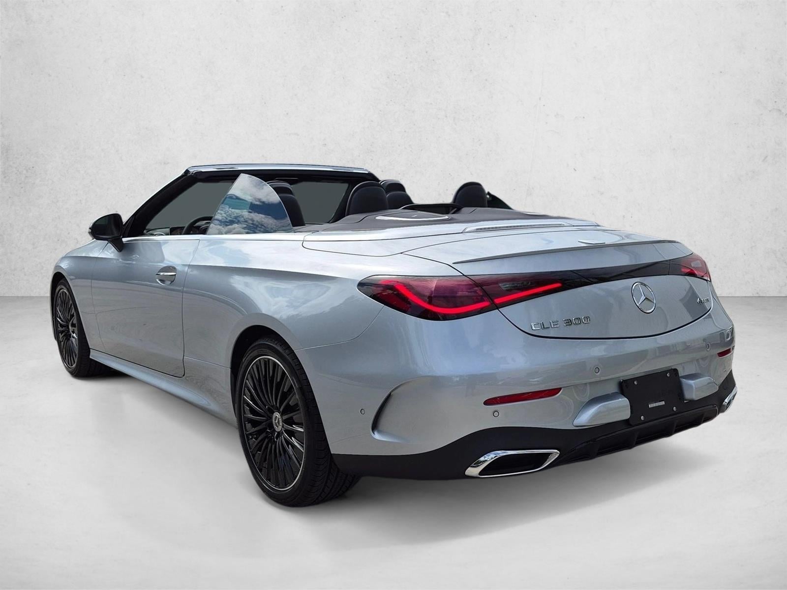 2027 CLE 300 4MATIC Cabriolet, photo 8 of 17