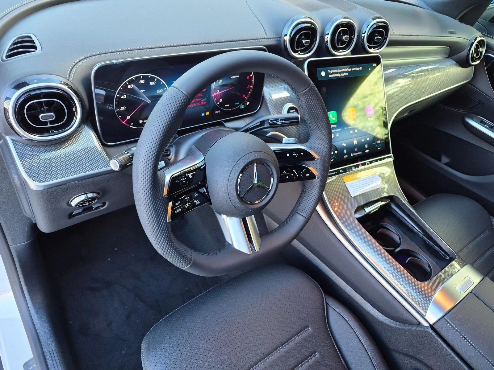 2027 GLC 300, photo 3 of 16