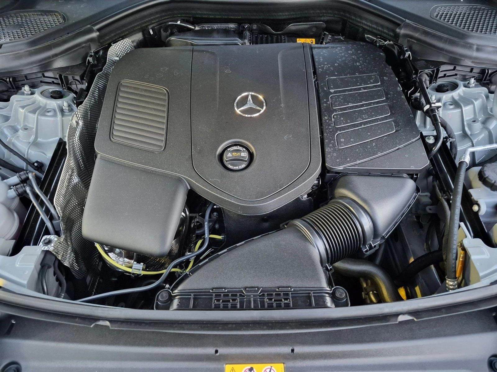 2027 GLC 300 4MATIC, photo 15 of 16