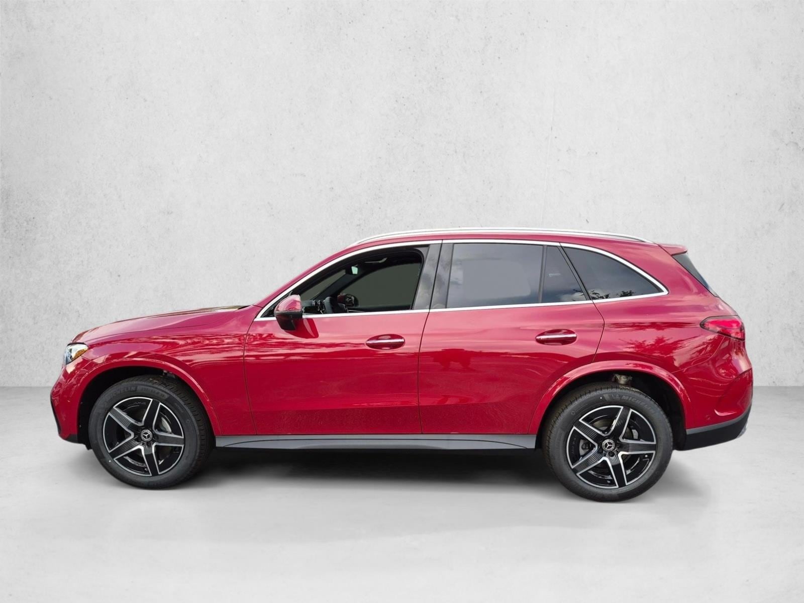 2026 GLC 300 4MATIC, photo 5 of 17