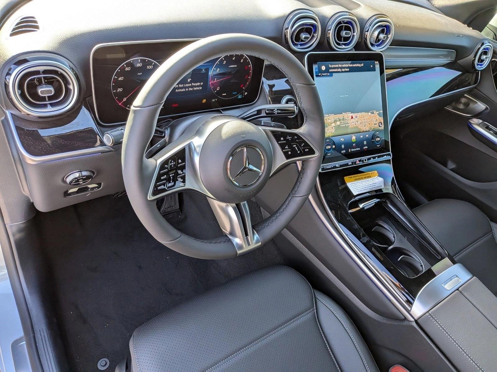 2026 GLC 300, photo 3 of 17