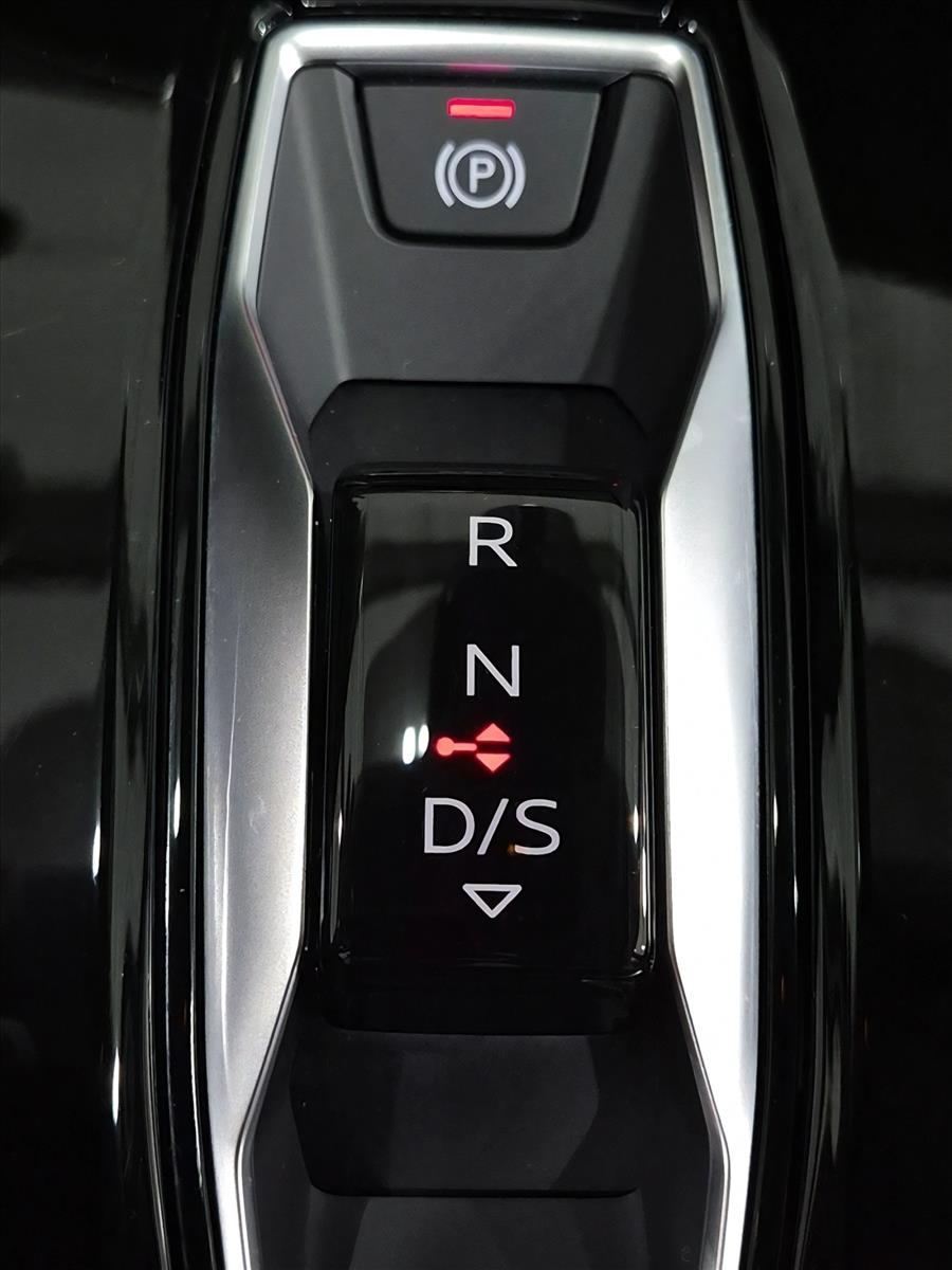2025 Audi Q5 quattro Premium, photo 12 of 26