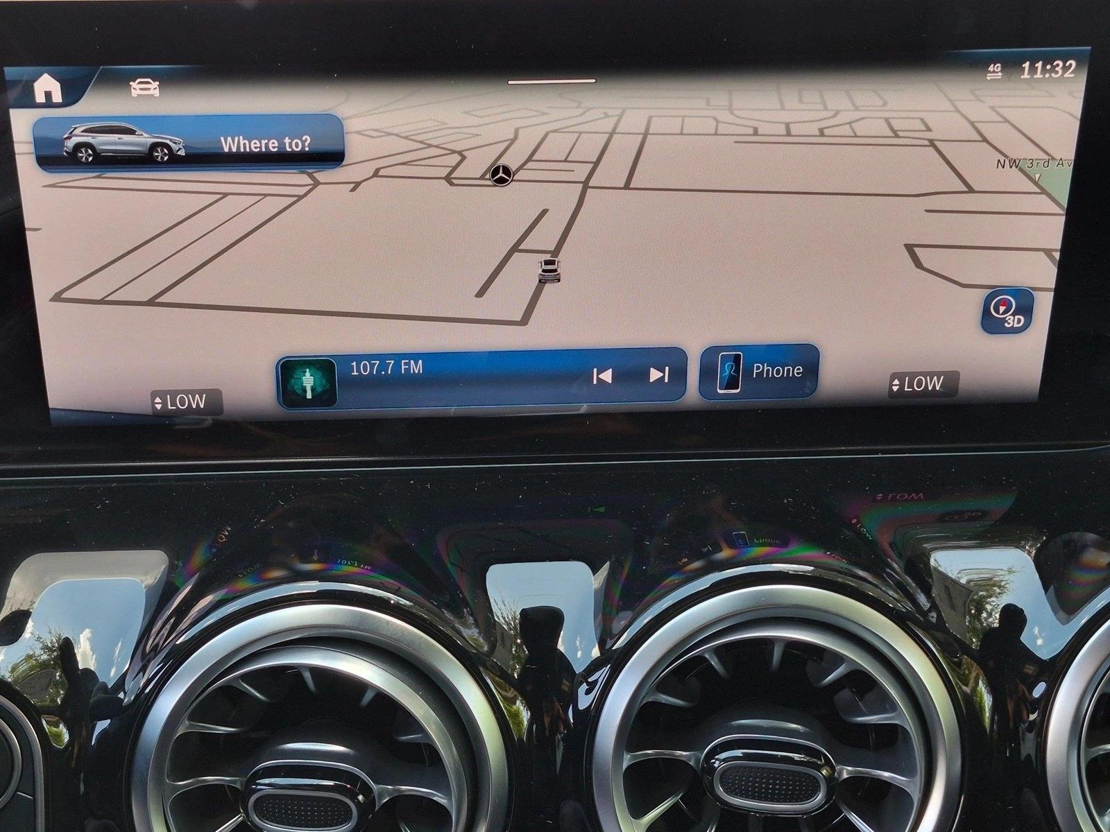 2026 GLA 250, photo 13 of 17