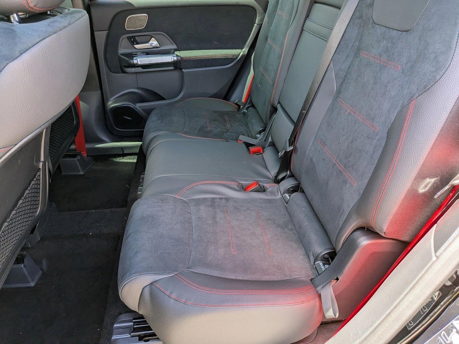 2026 AMG GLB 35, photo 14 of 16