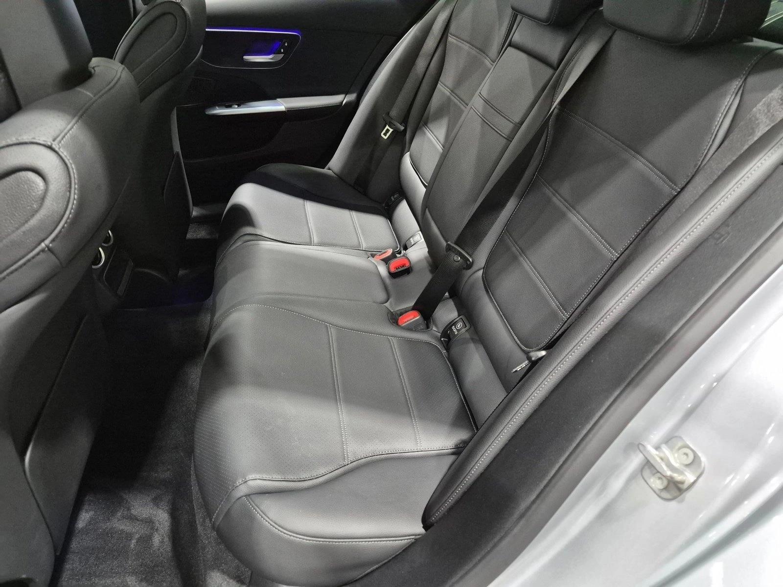 2026 C 300, photo 19 of 25