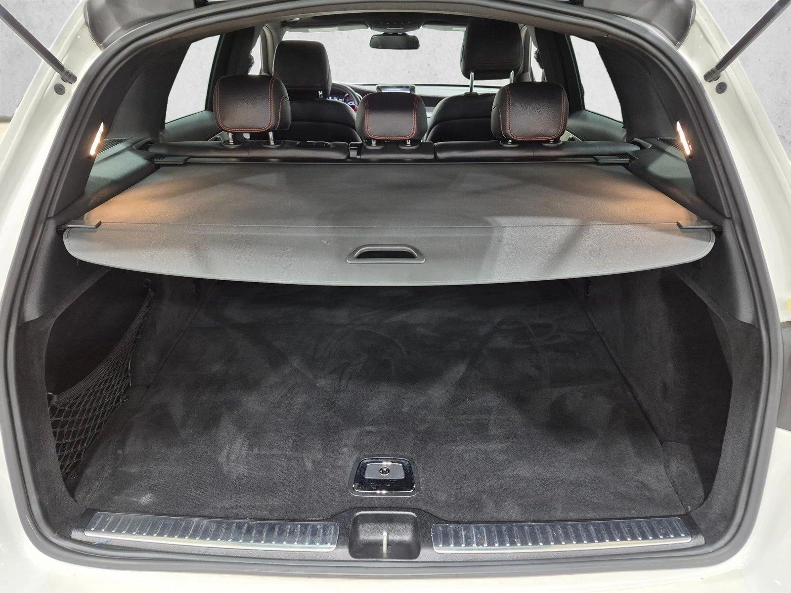 2017 AMG GLC 43, photo 6 of 26