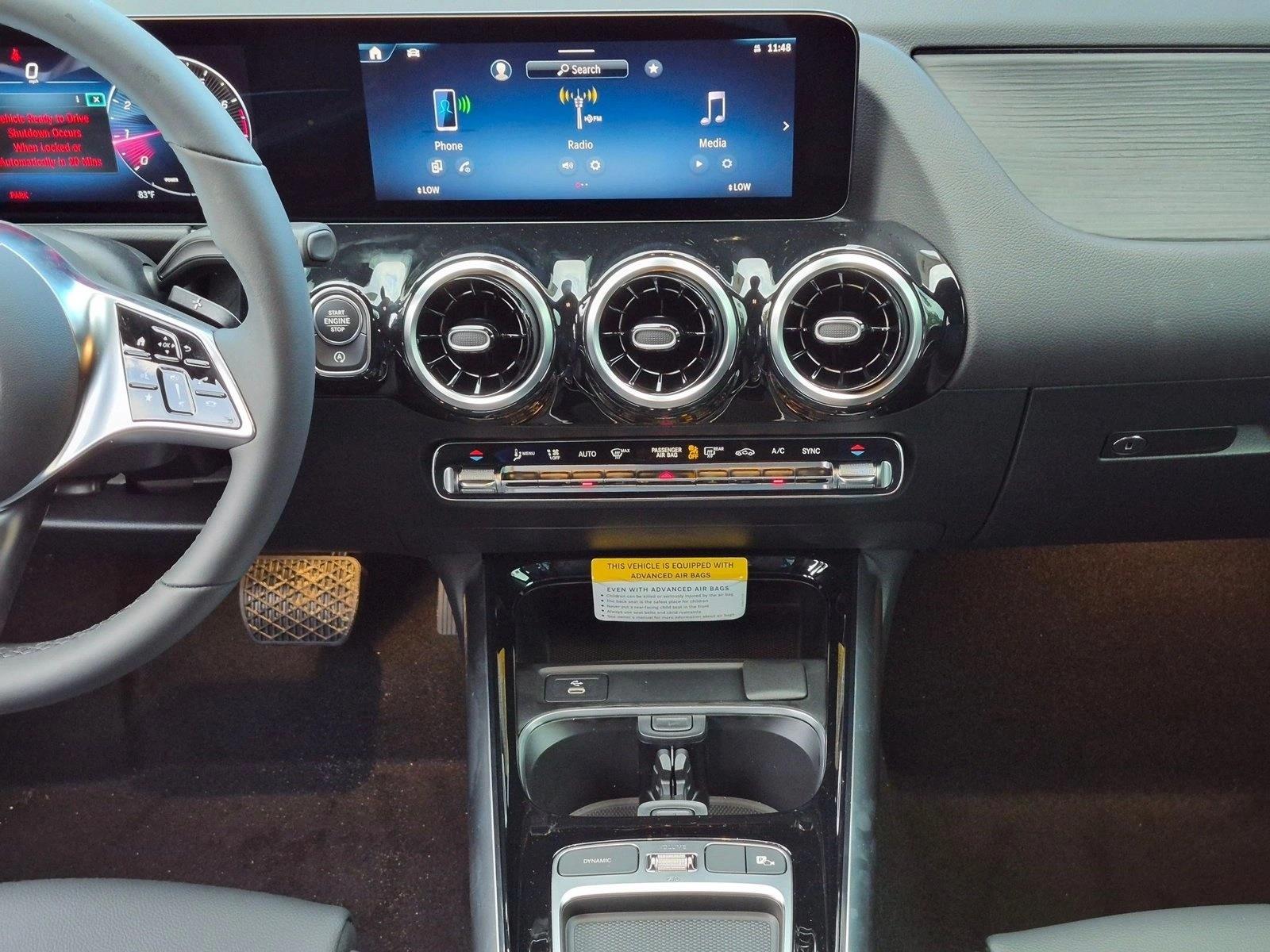 2026 GLA 250, photo 11 of 16