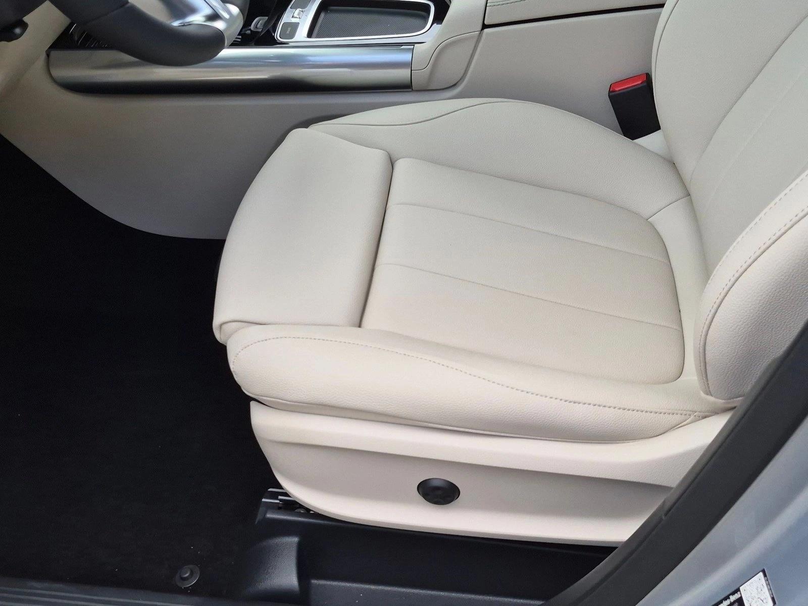 2026 GLA 250, photo 4 of 16