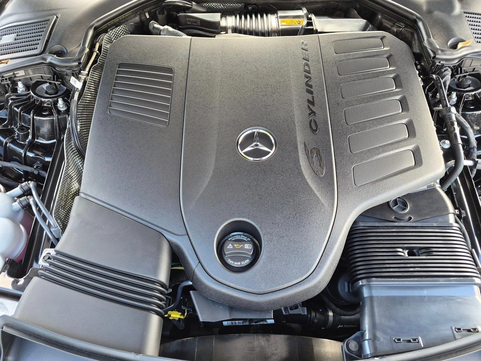 2027 CLE 450 4MATIC Cabriolet, photo 16 of 17