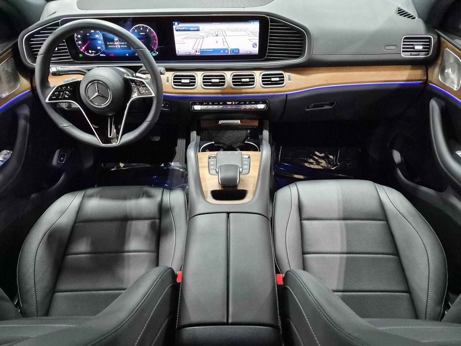 2025 GLE 450 4MATIC Coupe, photo 19 of 26