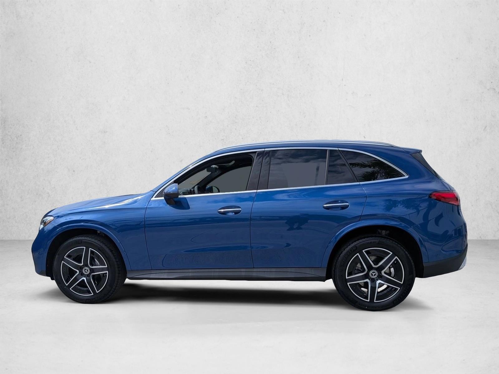 2026 GLC 300 4MATIC, photo 5 of 16
