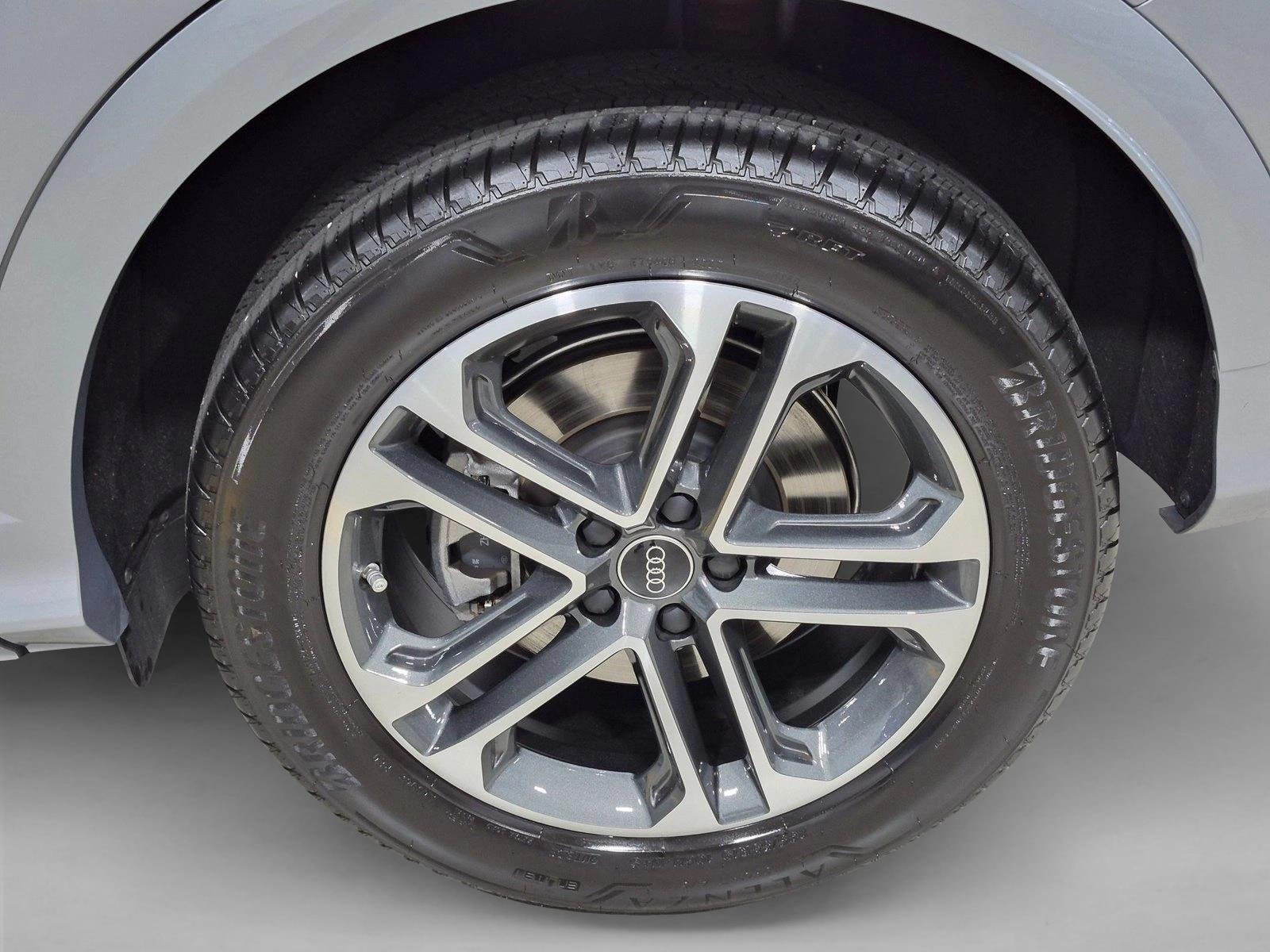 2025 Audi Q5 quattro Premium, photo 25 of 26