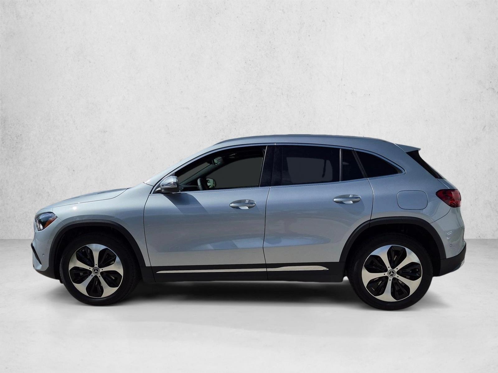 2026 GLA 250, photo 5 of 16