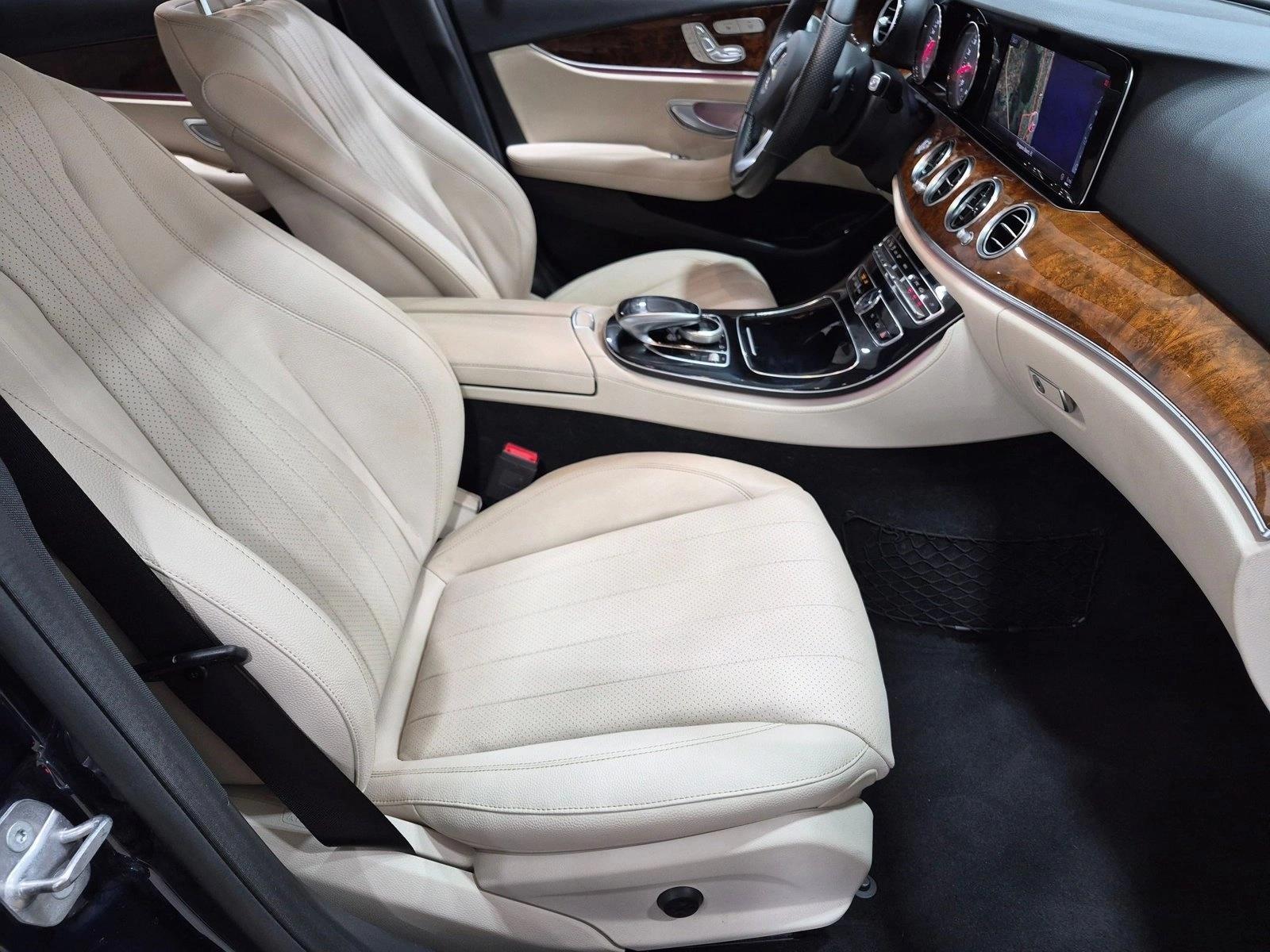 2018 E 300, photo 22 of 26
