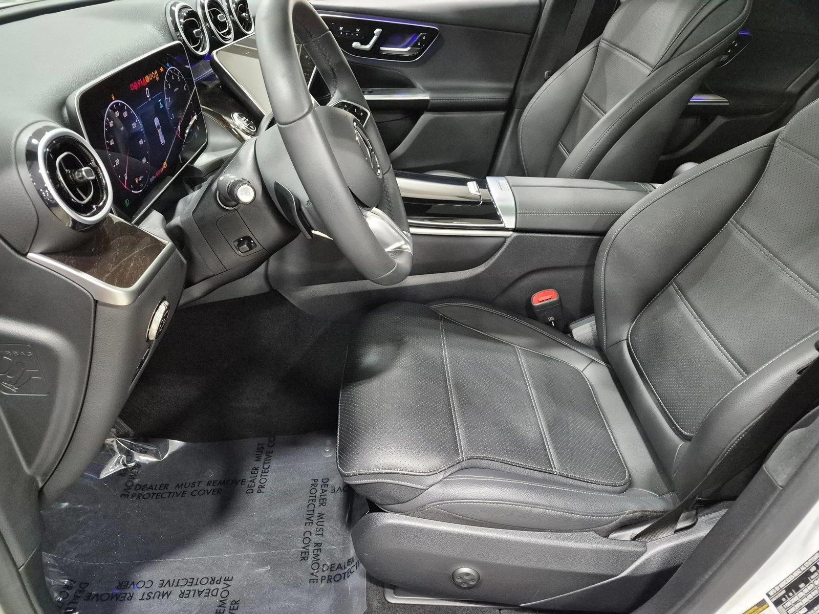 2026 GLC 300, photo 16 of 25