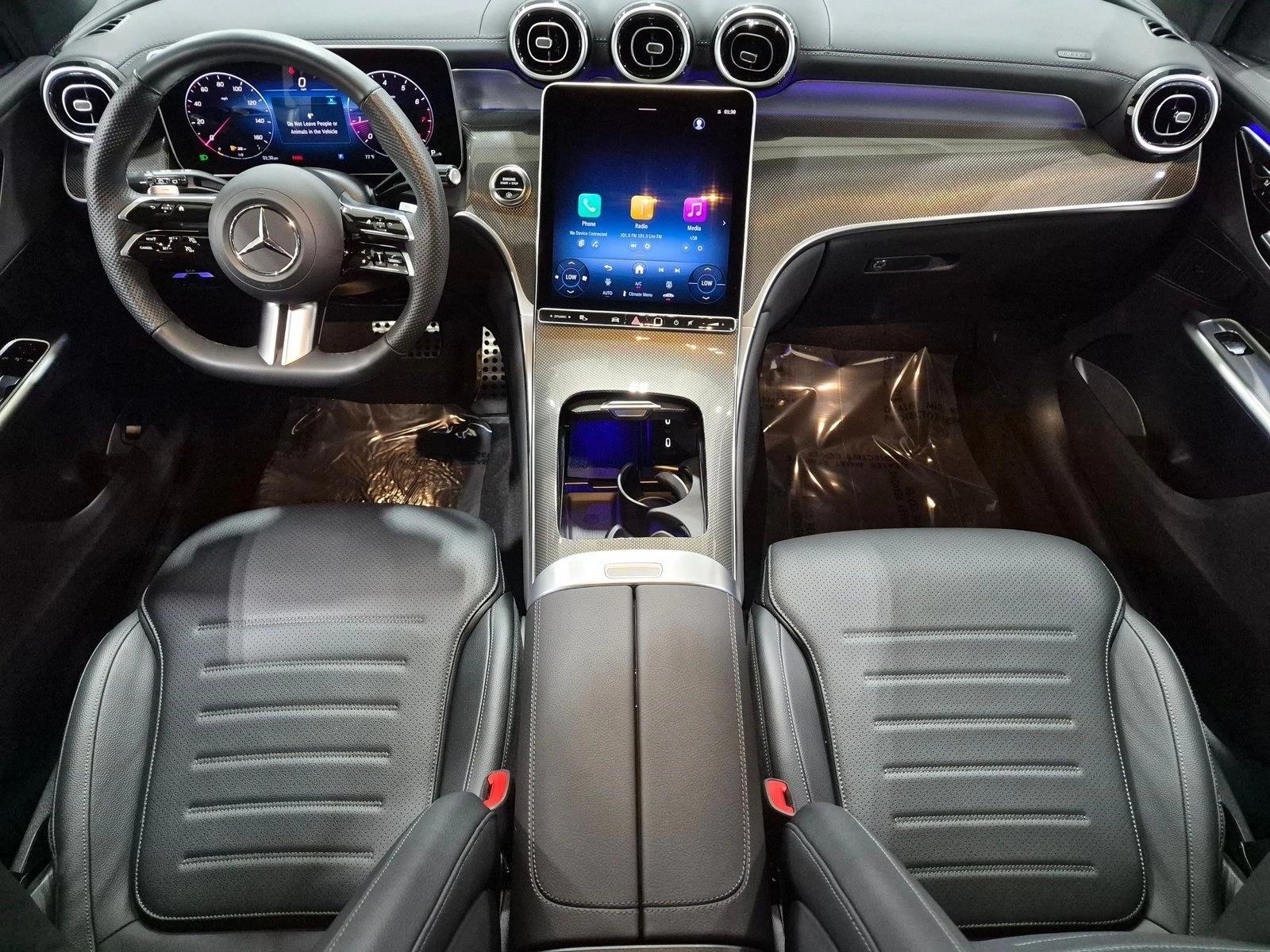 2026 GLC 300, photo 18 of 25