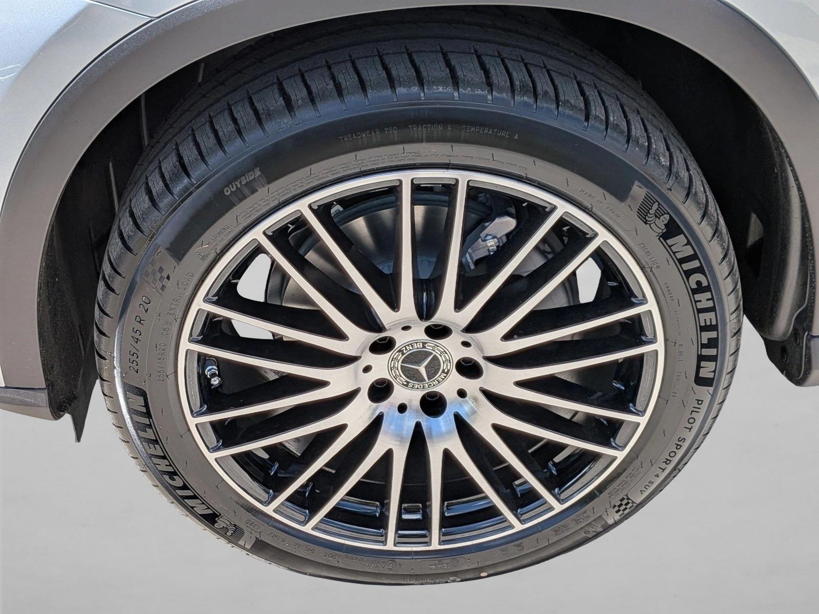 2026 GLC 300, photo 9 of 17
