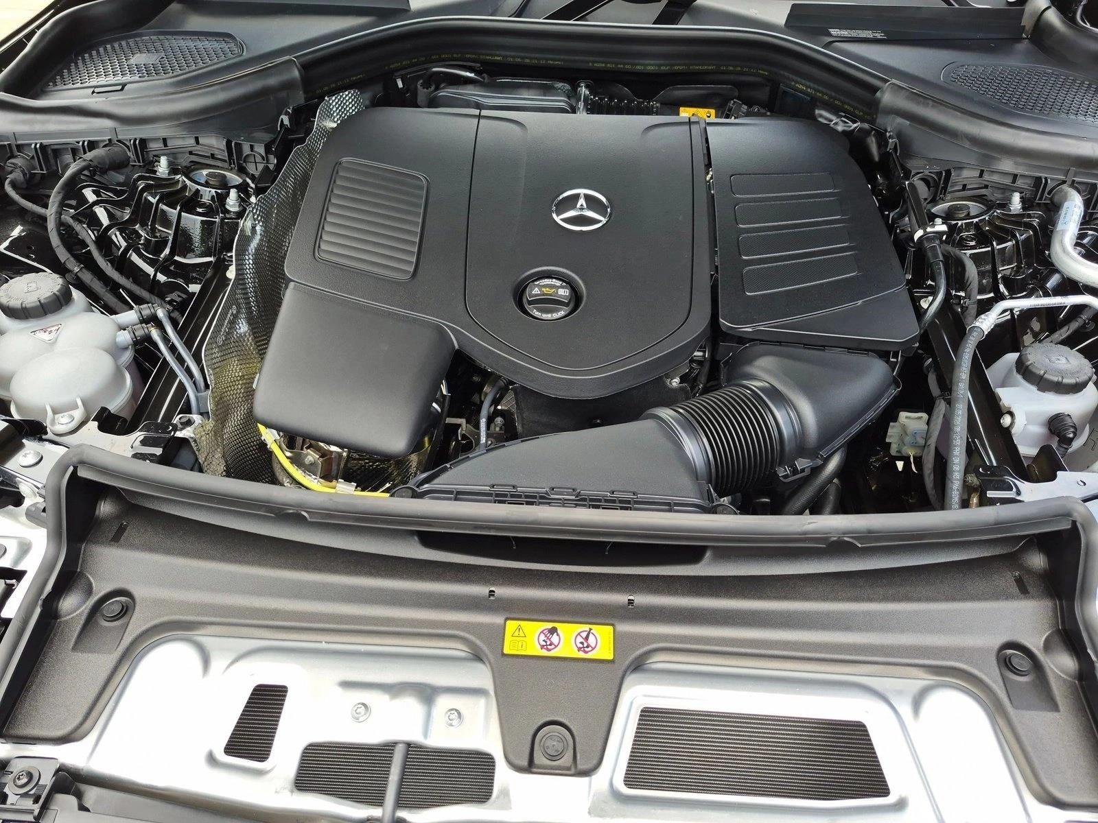 2027 GLC 300, photo 15 of 16